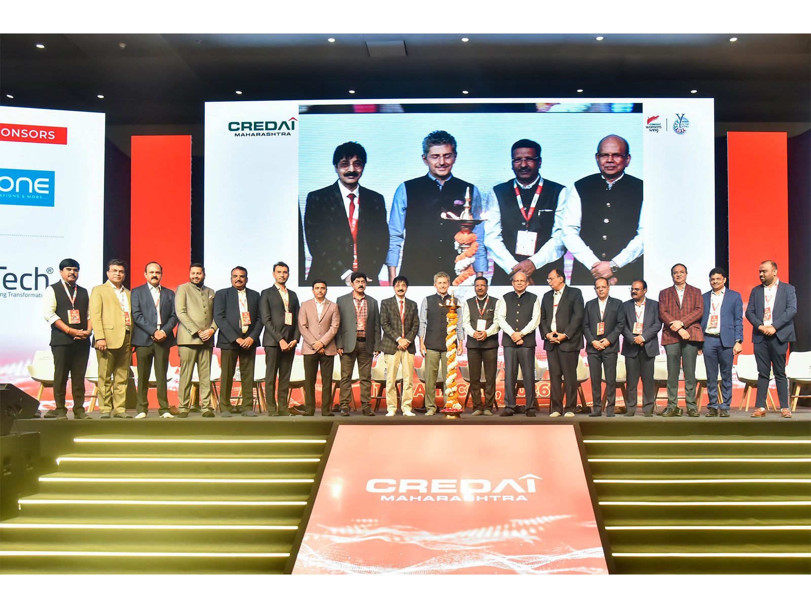 CREDAI Maharashtra Leadership at the 11th MahaCon