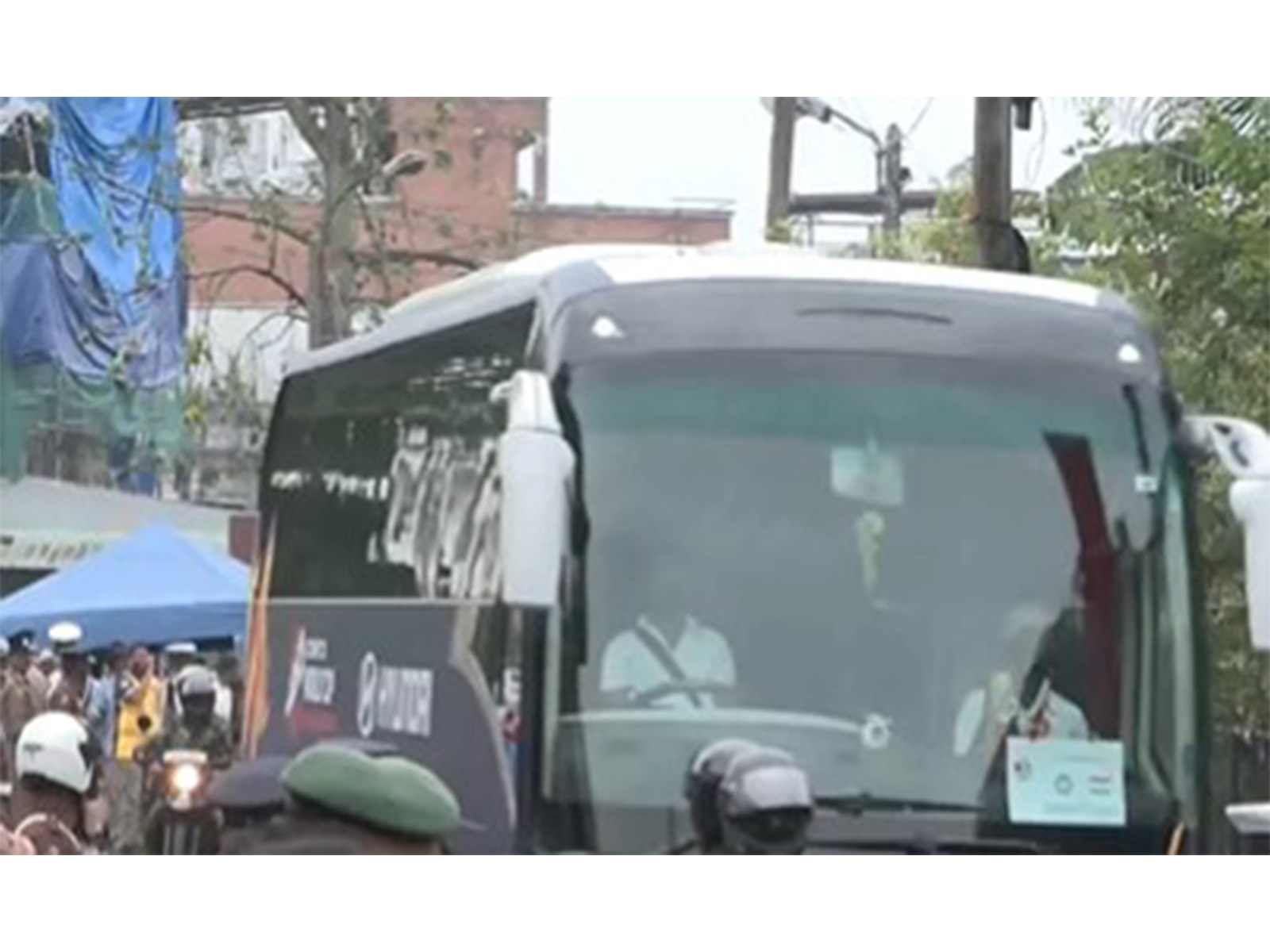 India and Pakistan arrive at Premadasa Stadium (Photo: ANI)