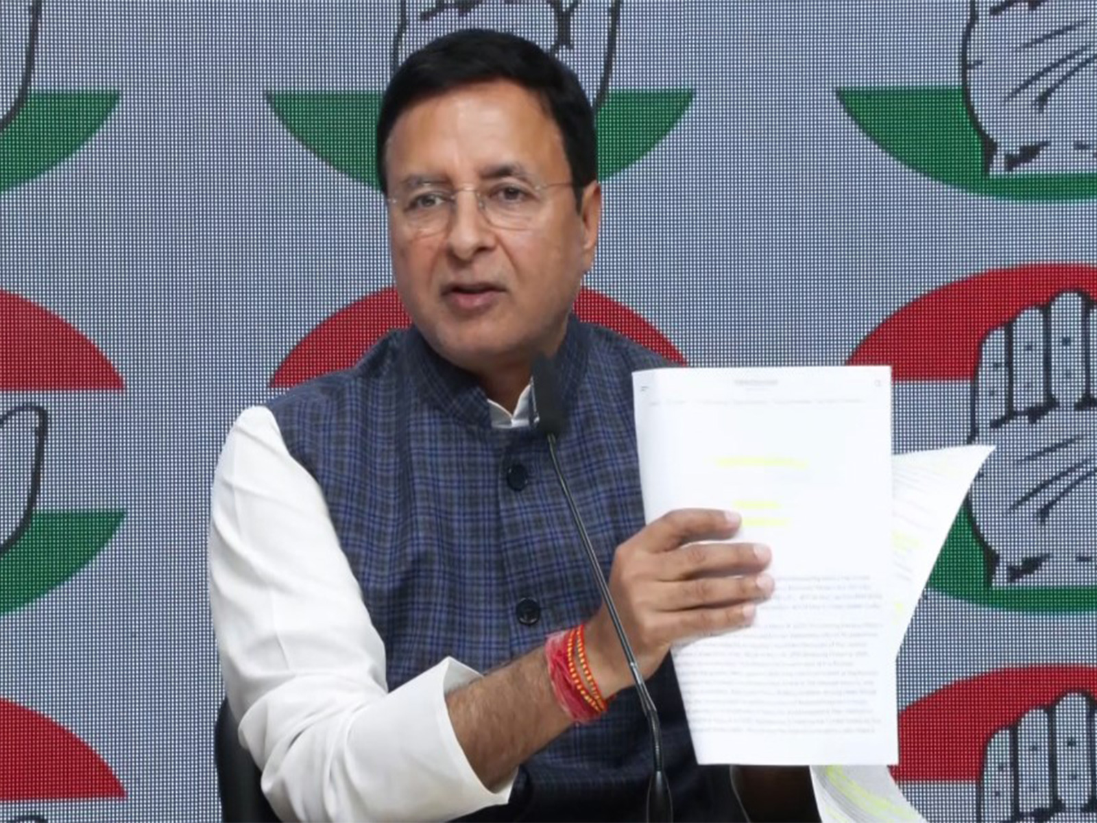  Congress MP Randeep Singh Surjewala (Photo/ANI) 