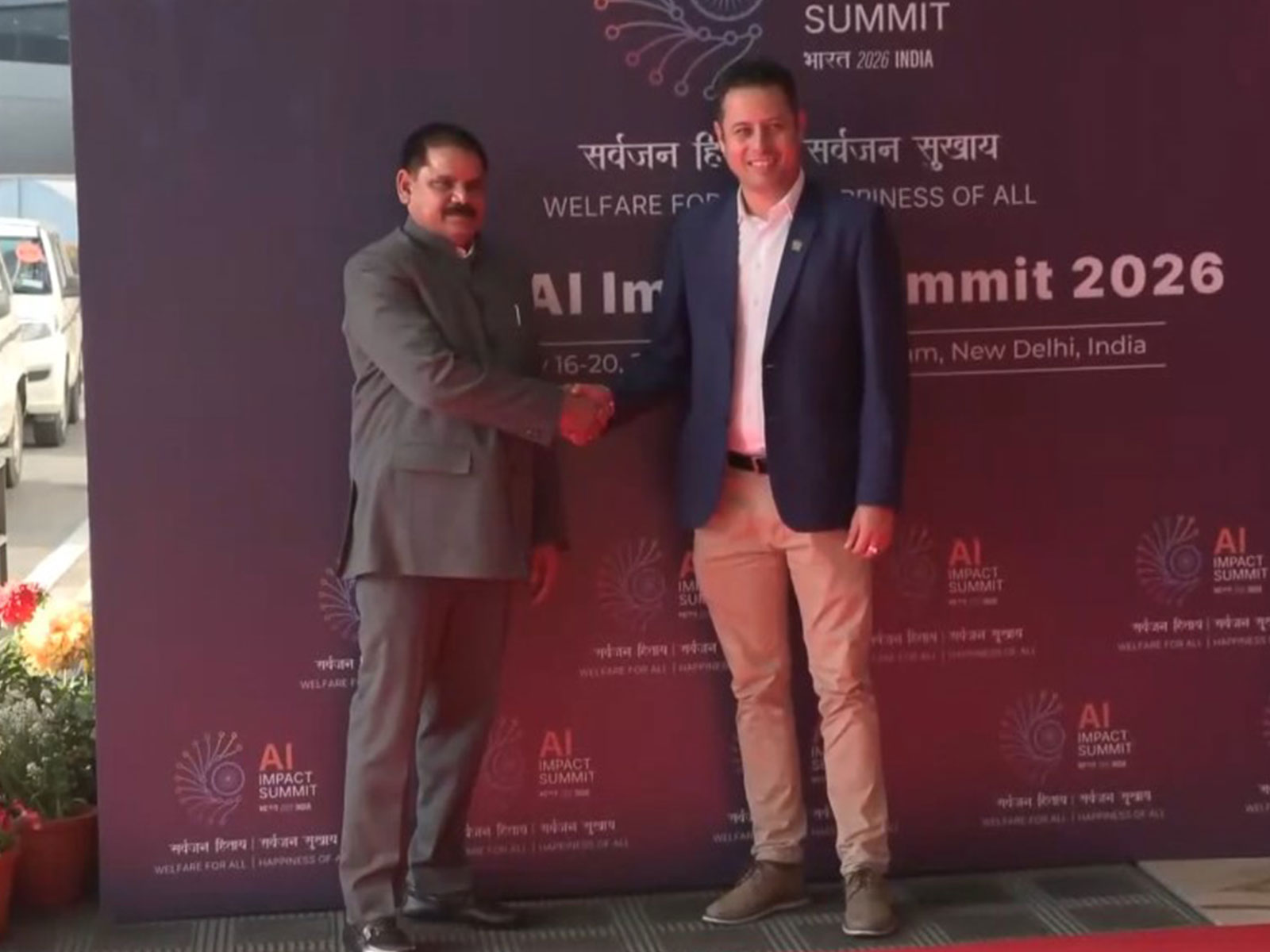 Bolivian Vice President Edmand Lara Montano arrives at Delhi Airport (Photo/ANI)