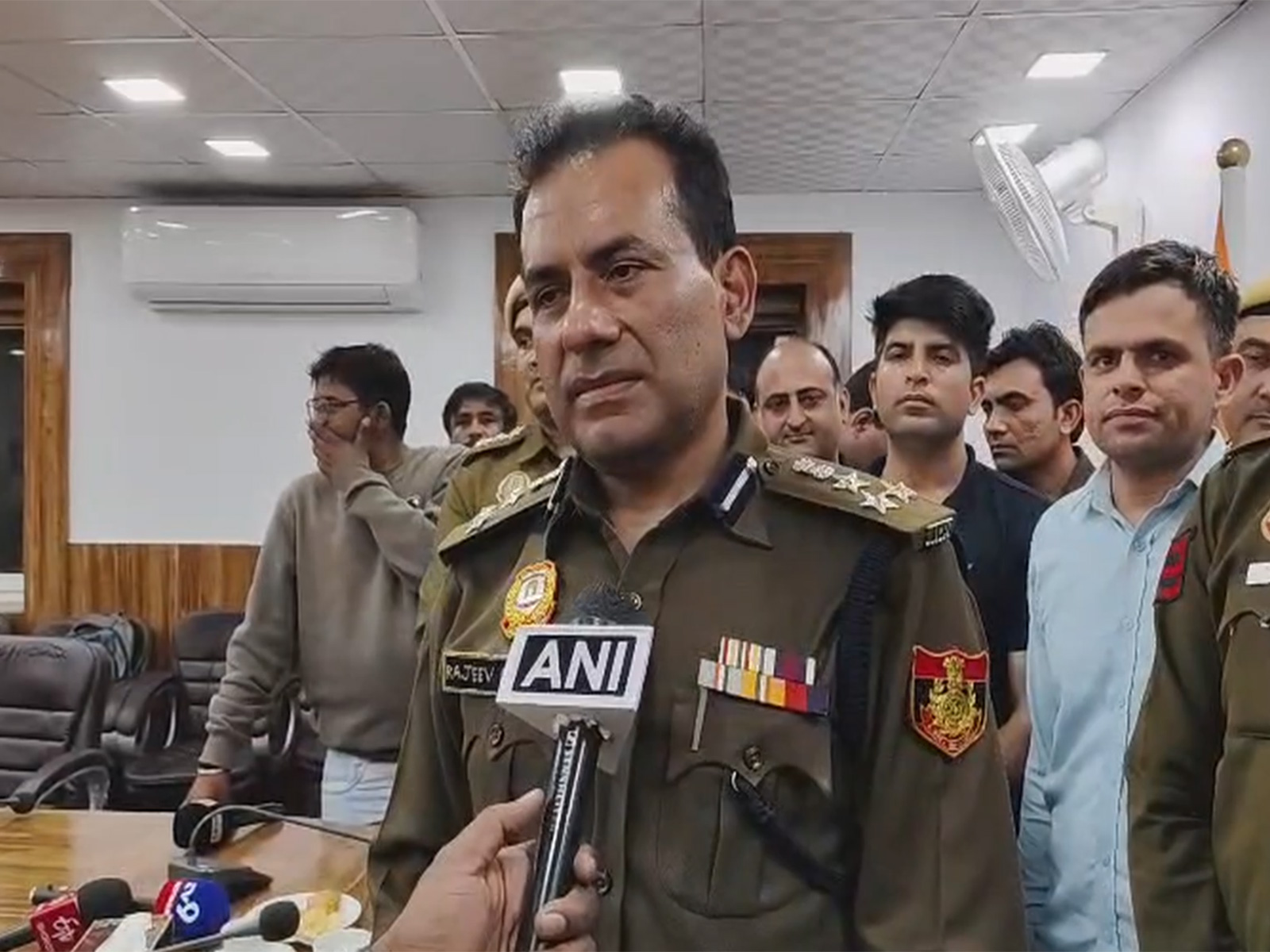  Additional Commissioner of Police Rajiv Ranjan speaking to ANI (Photo/ANI)