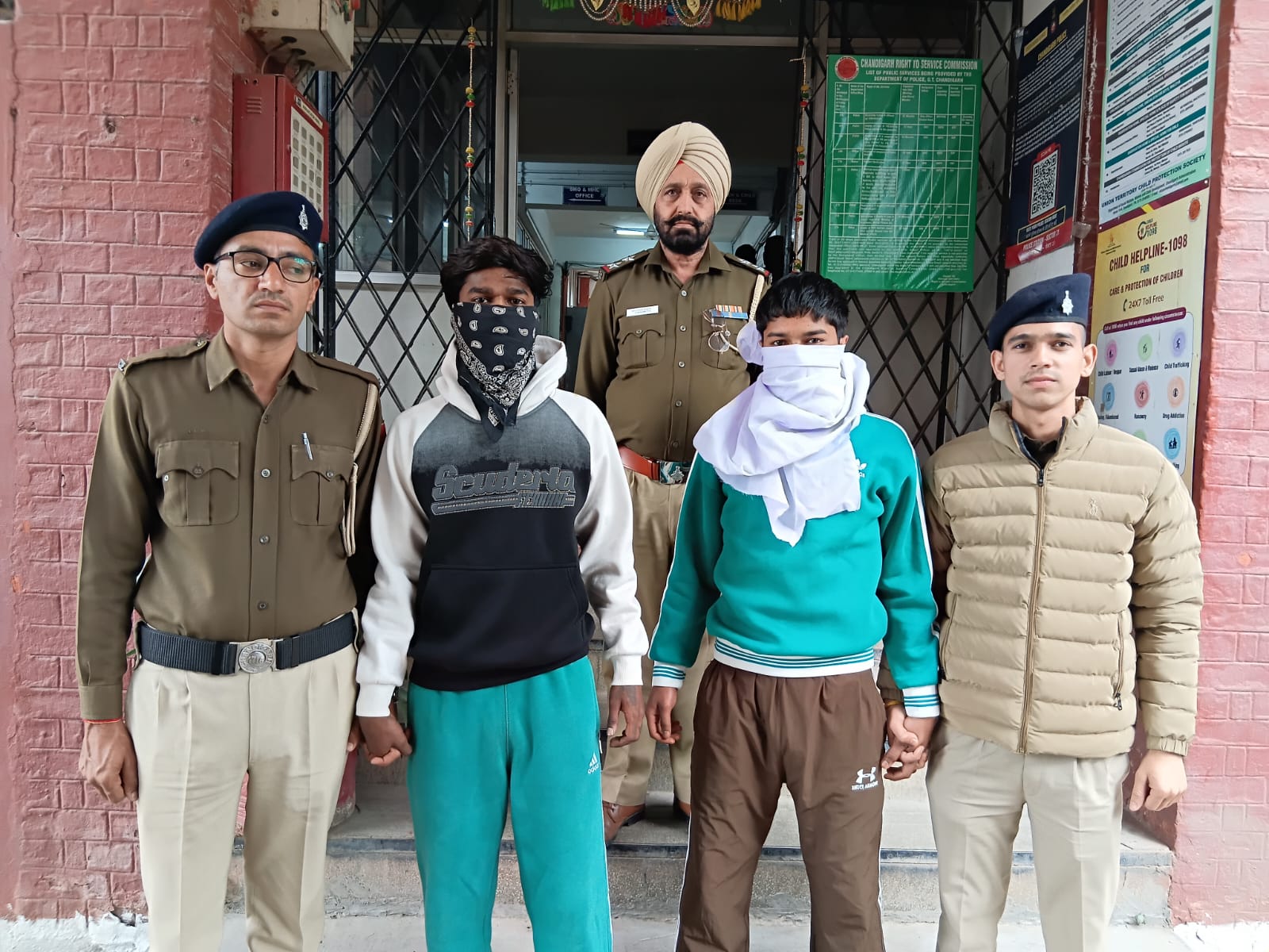 Punjab: Two Drug Peddlers arrested with 15 gm Heroin (Photo/ANI)