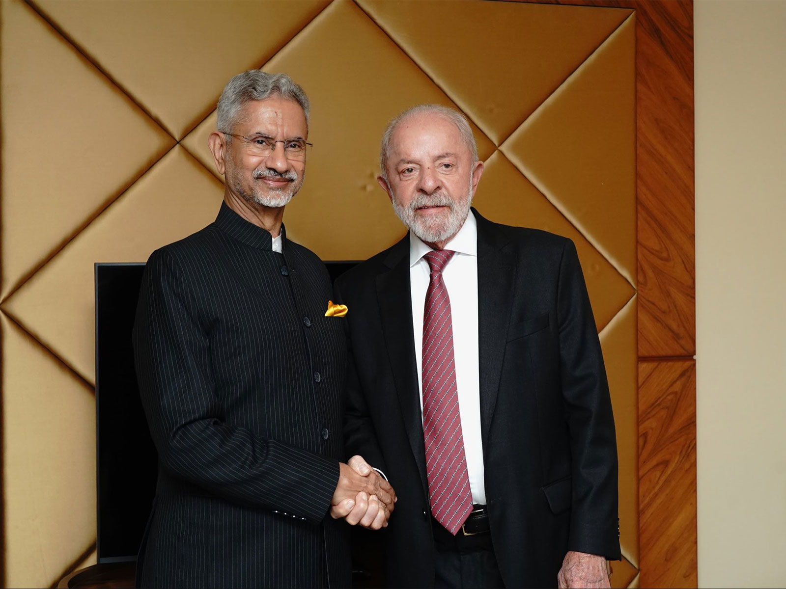 EAM Jaishankar calls on Brazilian President Luiz Inacio Lula da Silva (Photo/X@DrSJaishankar)
