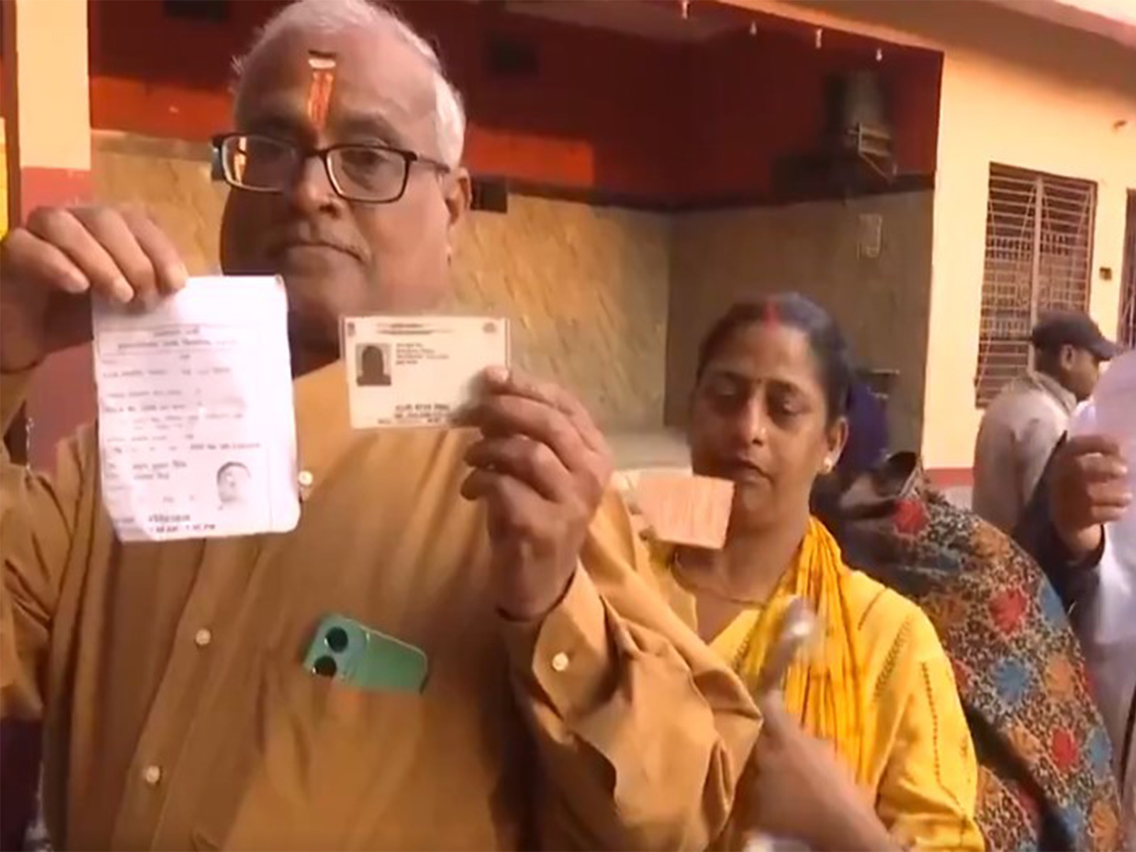 Voters queueing in the polling booth in Ranchi, Jharkhand (Photo/ANI)