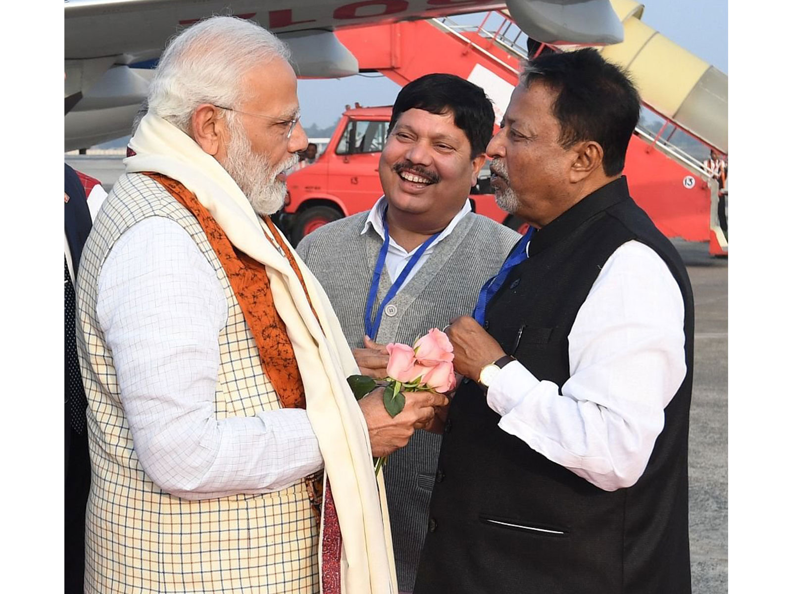 Earlier photo of PM Modi with Mukul Roy (Photo: @narendramodi/X)