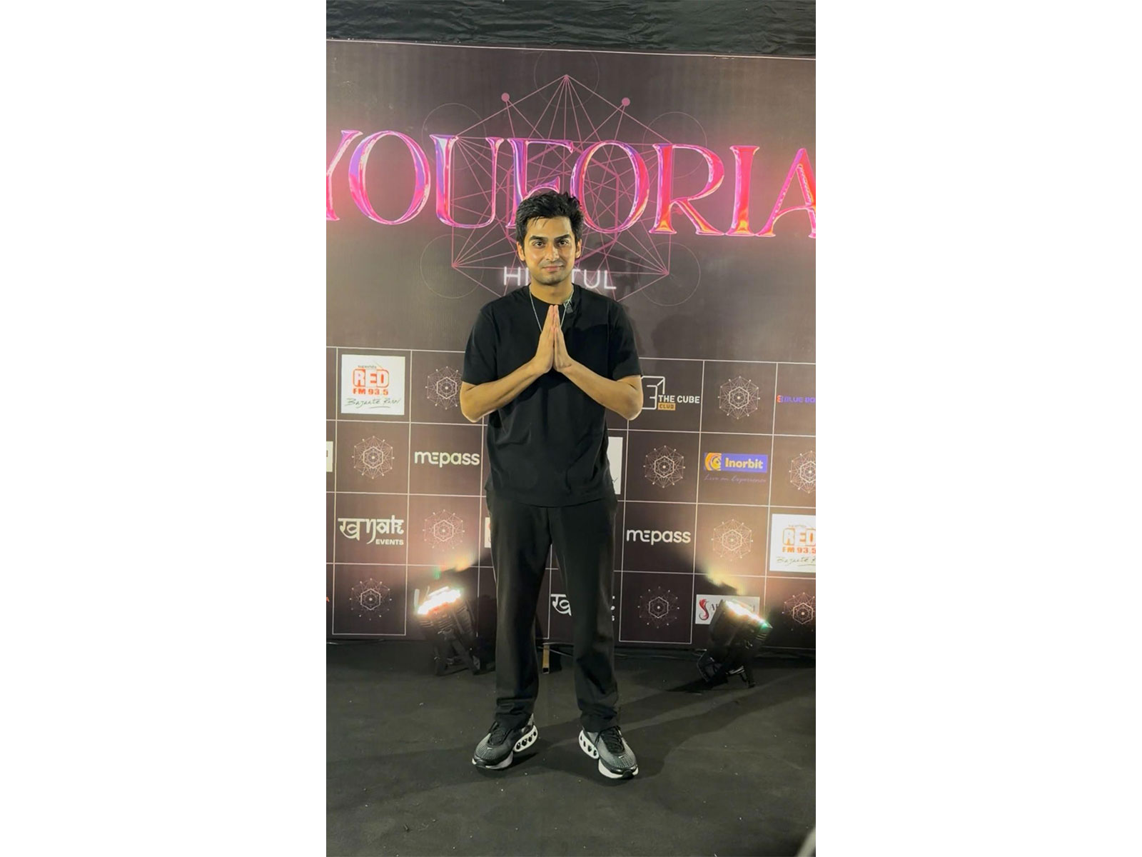 Is YOUFORIA the Zillennial Era's New Spiritual Entertainment Movement? Hrutul's Vision Earns Applause from Farah Khan