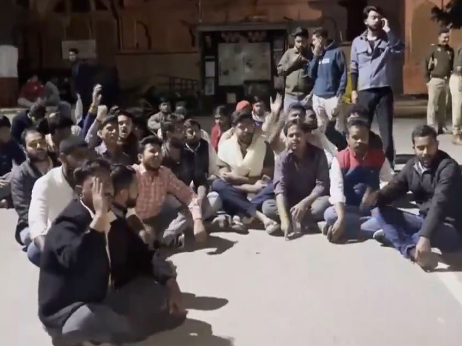 Students protesting in Lucknow University (Photo/ANI)