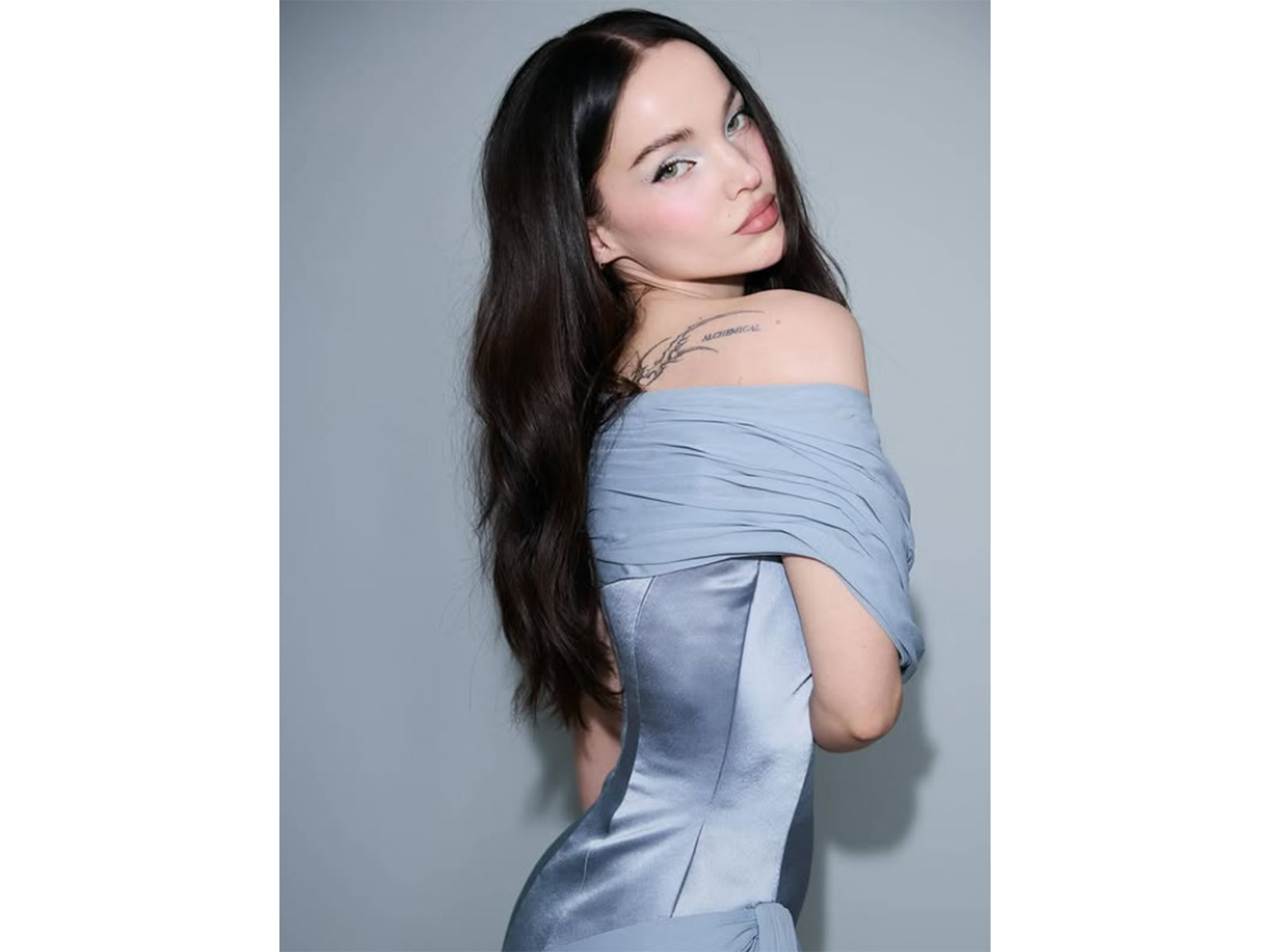 Dove Cameron (Photo/Instagram/ @dovecameron)