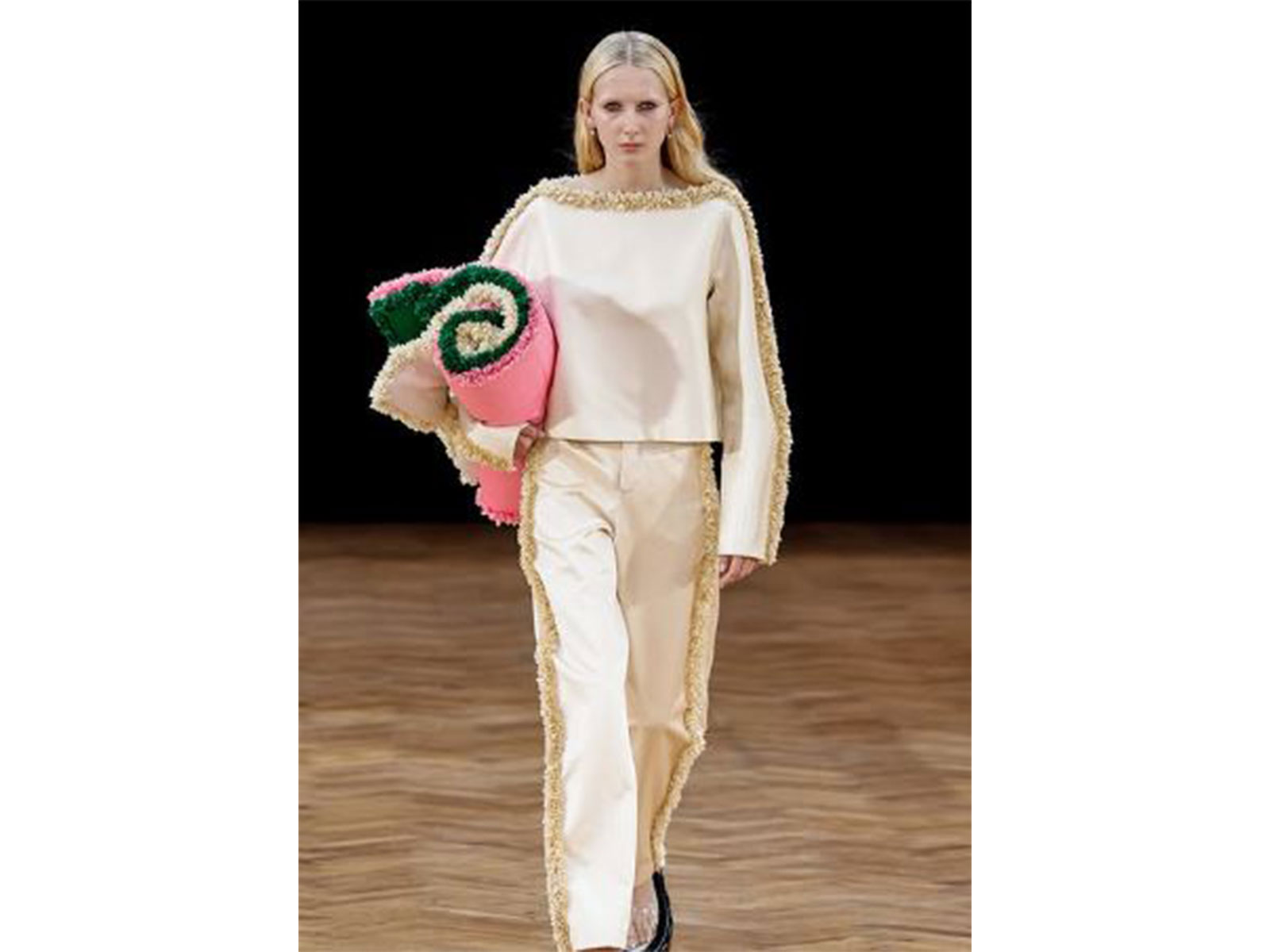 Raw Mango collection at LFW (Image source: Instagram handle of LFW)