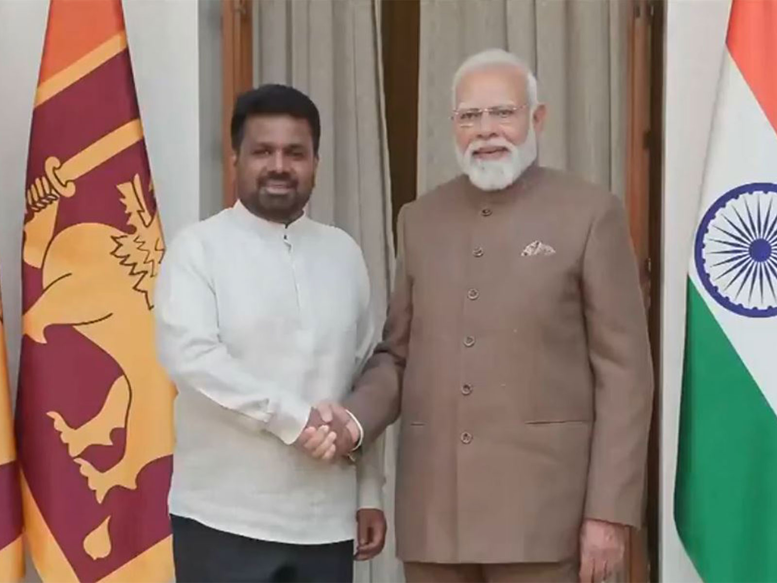  Prime Minister Narendra Modi with Sri Lankan President Anura Kumara Disanayaka (Photo/ANI)