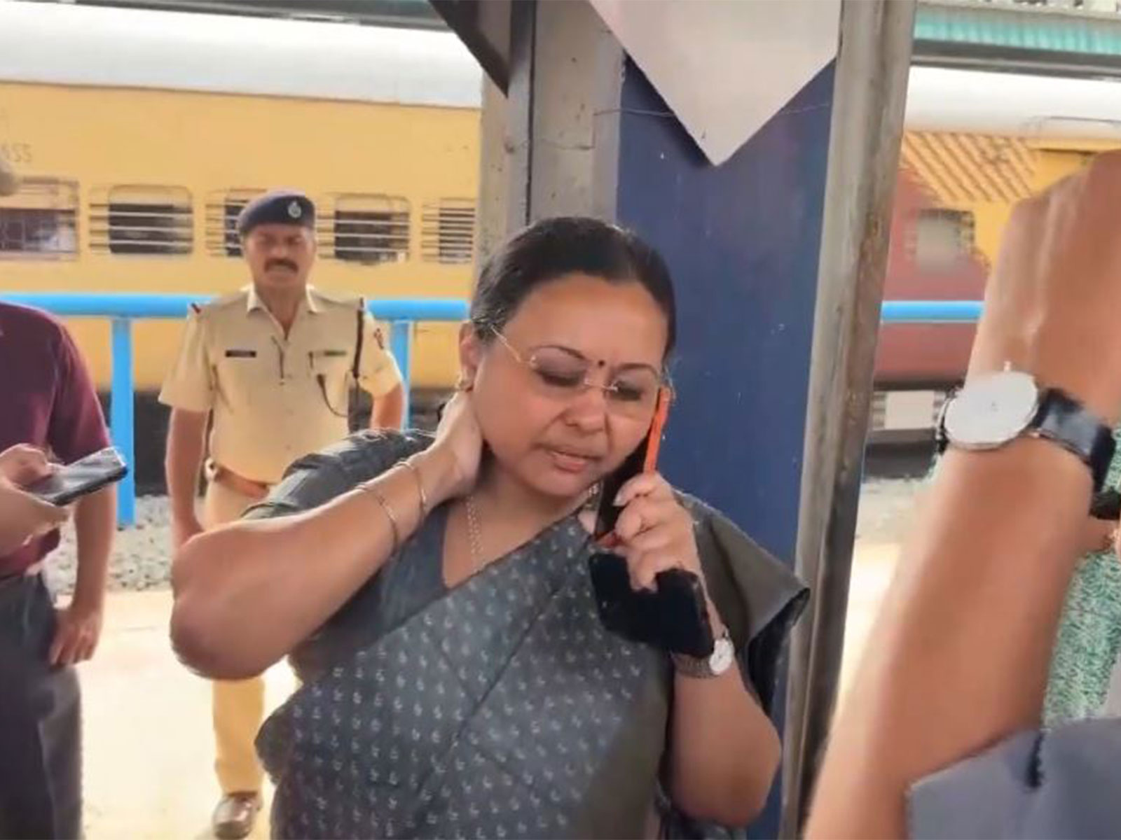 Kerala Health Minister injured during Black Flag protest at Kannur Railway Station (Photo/ANI)