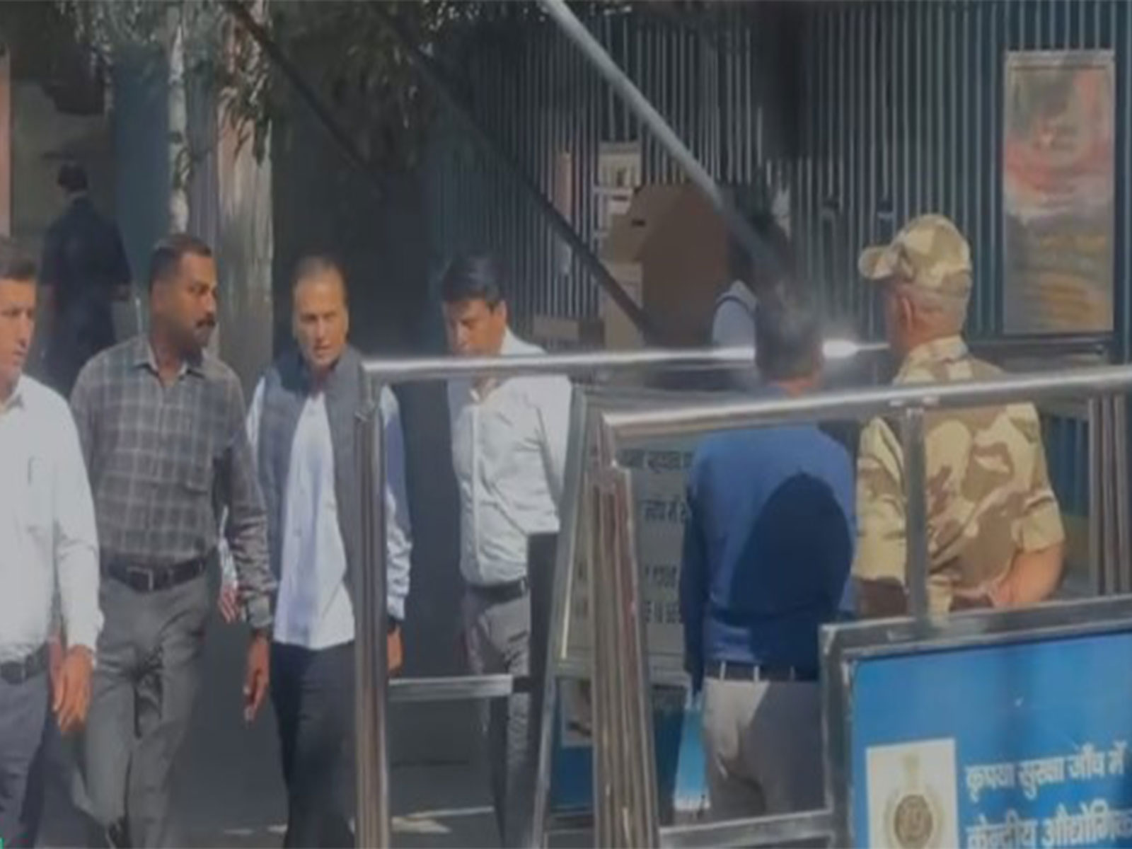 Anil Ambani reaches ED office (Photo: ANI)