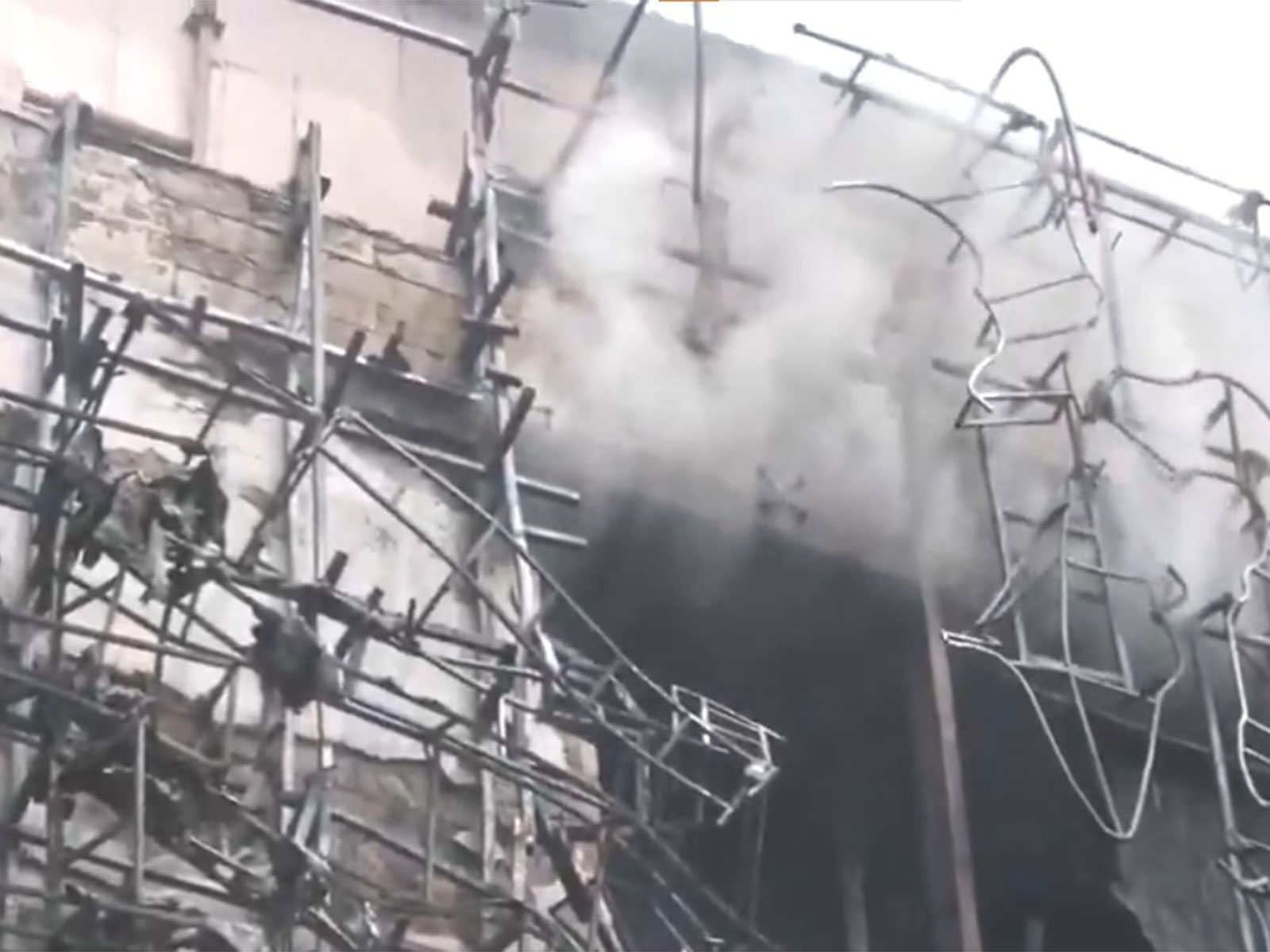 Fire breaks out at Mangalya Gowri Saree Showroom in Jubilee Hills (Photo/ANI)