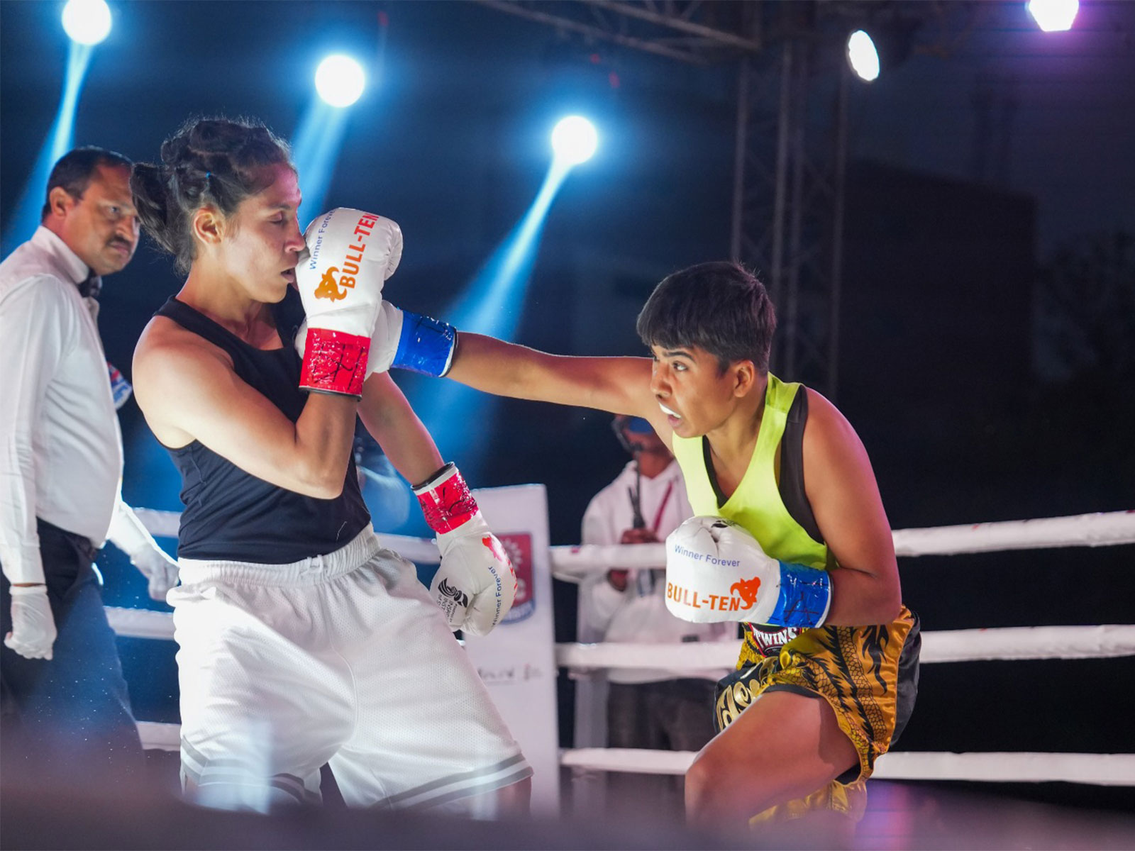 IIS' India knockout nights get a roaring response. (Photo/IIS)