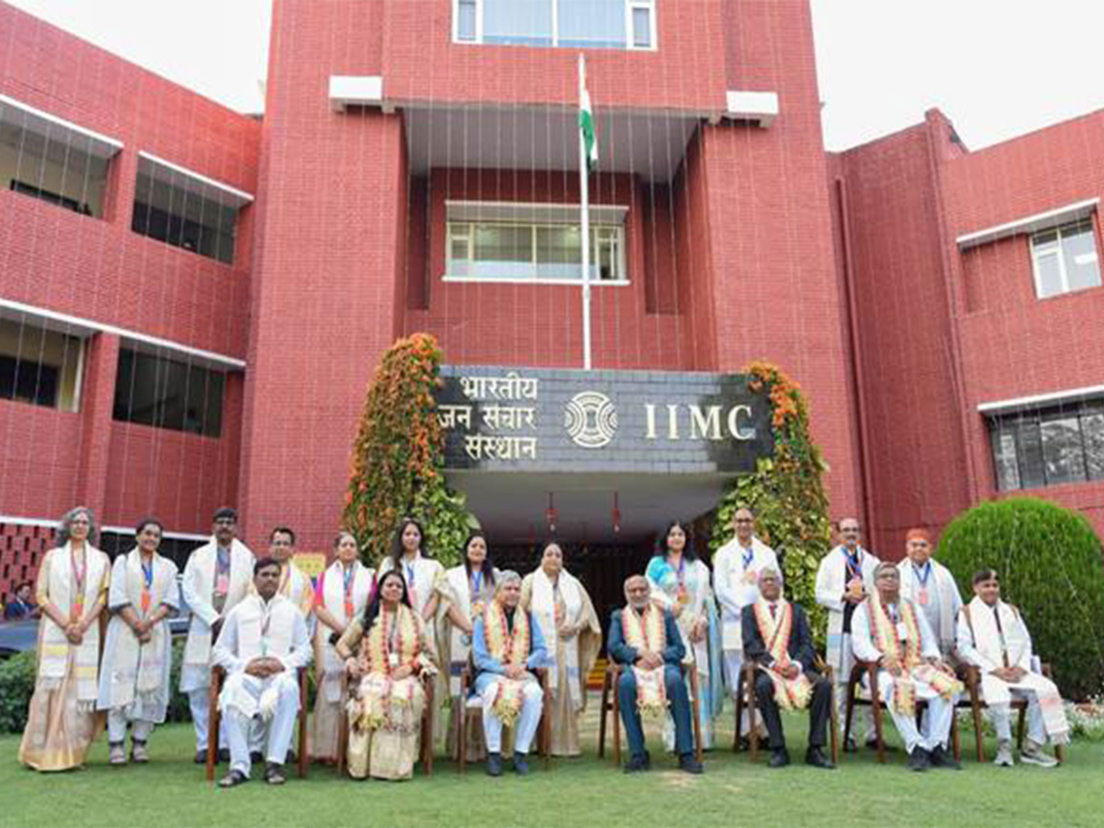 Vice President CP Radhakrishnan, Union MInister Ashwini Vaishnaw at the 57th Convocation of IIMC (Photo/PIB)