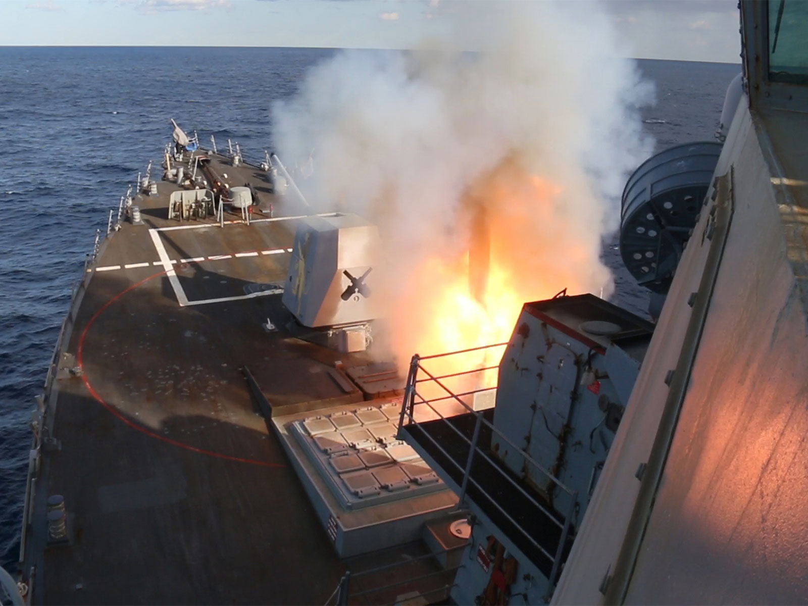 US forces in action in Iranian waters (Photo/CENTCOM)