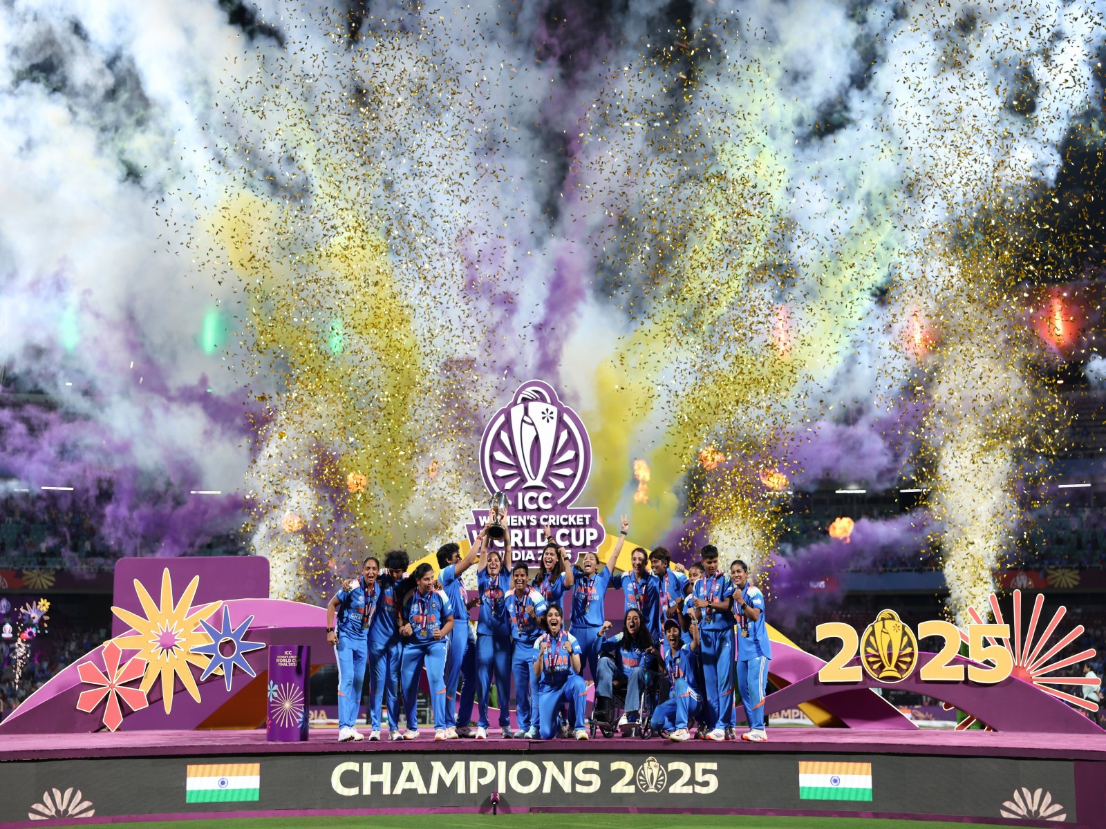 India women's cricket team celebrating with 2025 ODI World Cup title (Photo: @BCCI Women)