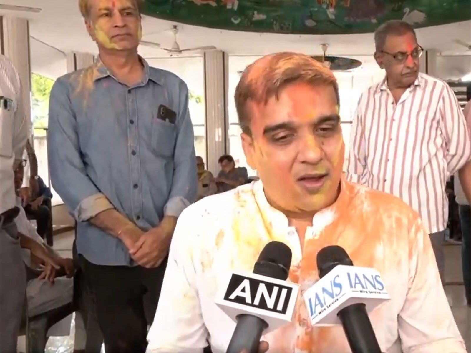 Gujarat Deputy Chief Minister Harsh Sanghvi celebrates Holi at an old-age home (Photo/ANI)