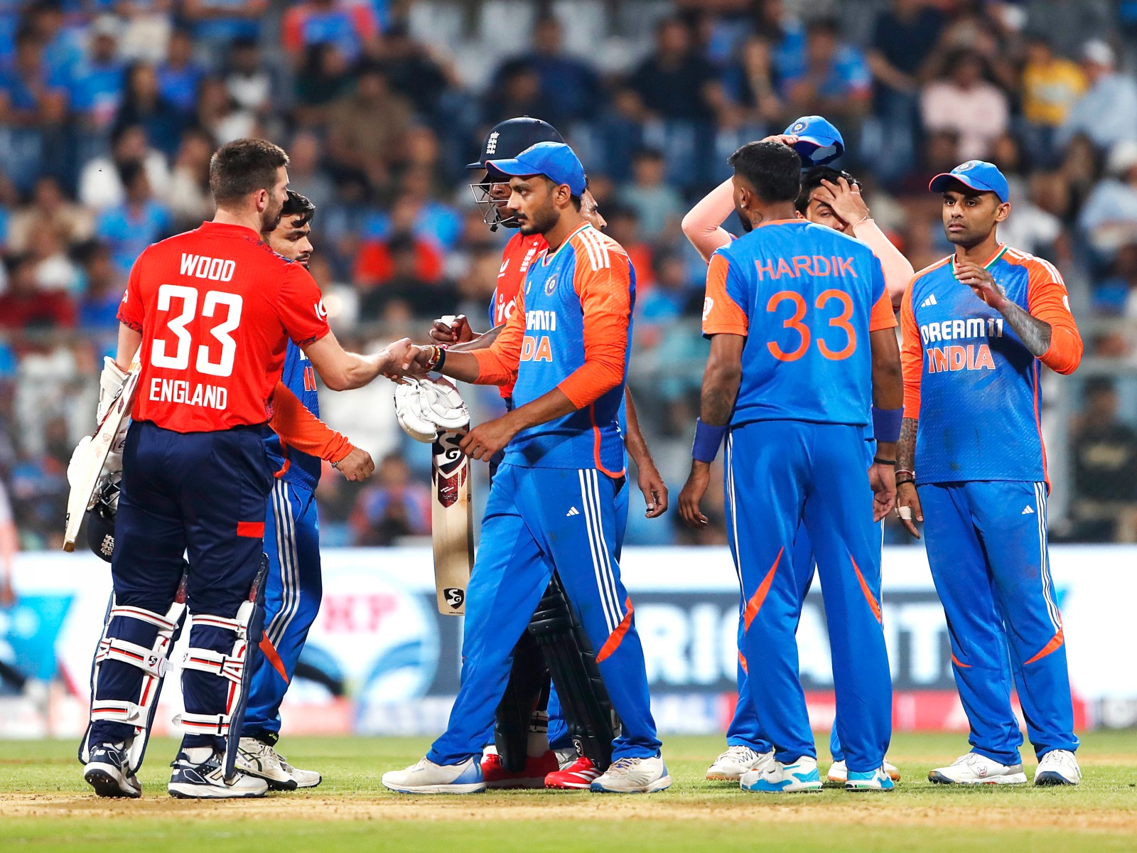 India and England cricketers (Photo: ANI)