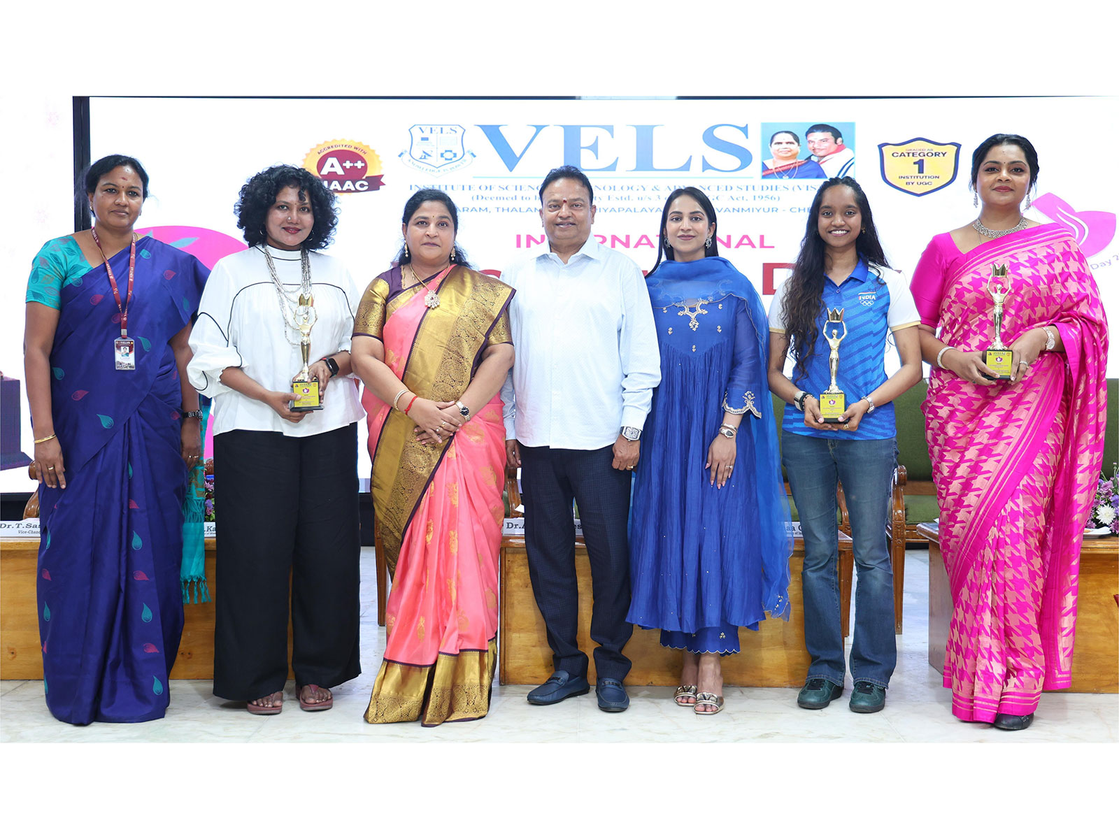 Dr. Ishari K. Ganesh, Founder Chancellor of VISTAS; Dr. Arthi Ganesh, Pro Chancellor; and Dr. Preethaa Ganesh, Vice President, with awardees at the Women's Day celebration