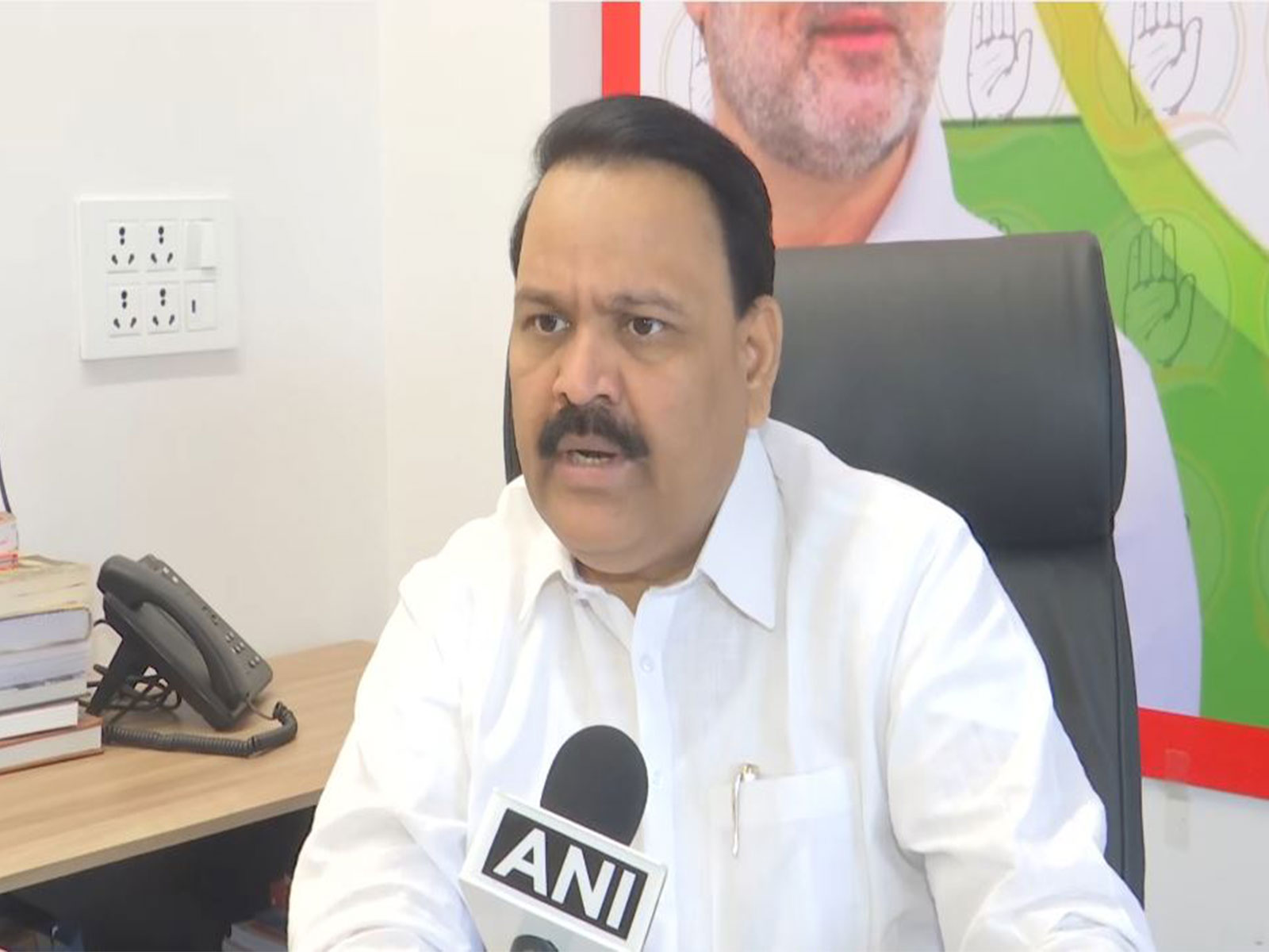 Congress MP Manoj Kumar (Photo/ANI)