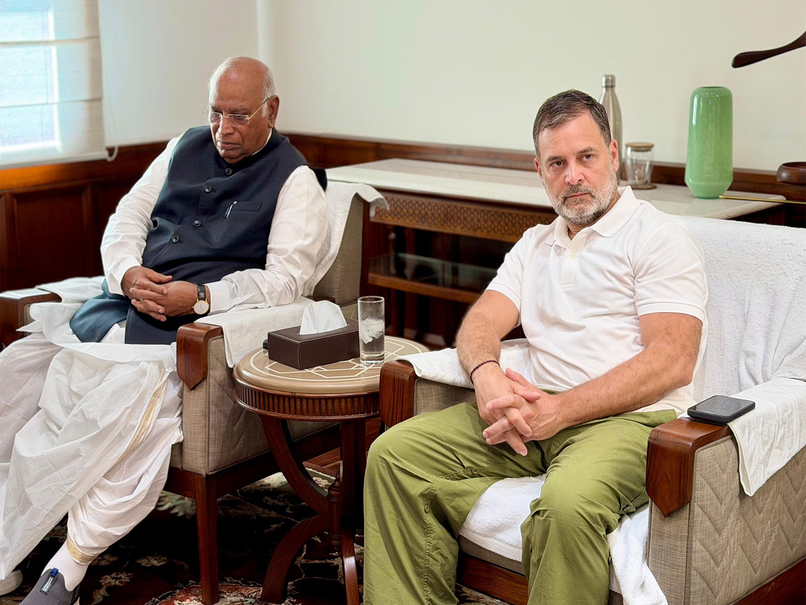 LoP in Rajya Sabha Mallikarjun Kharge with LoP in Lok Sabha Rahul Gandhi (Photo/AICC)