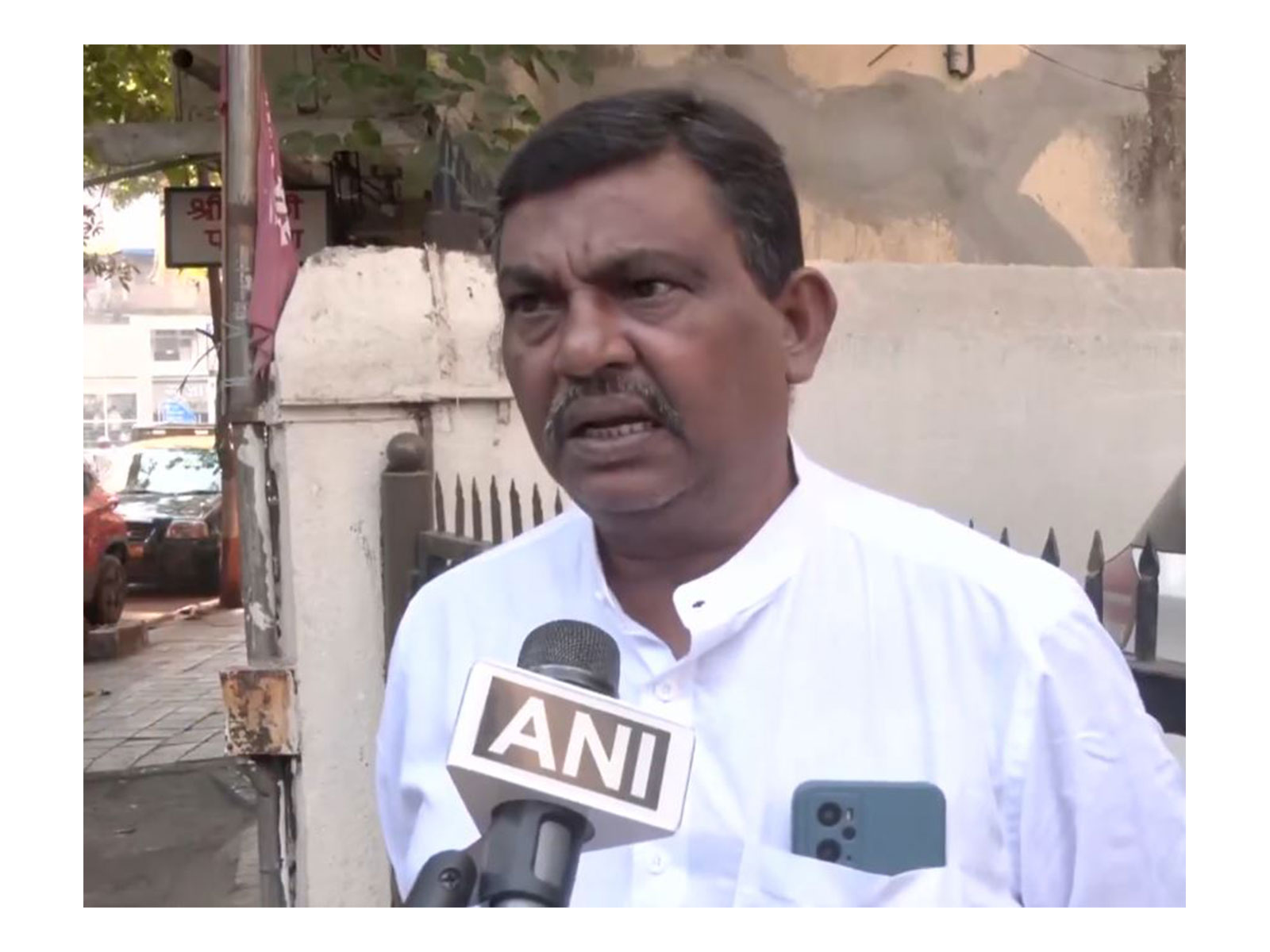 Shivkumar Mali, father of flight attendant Pinky Mali (Photo/ANI)