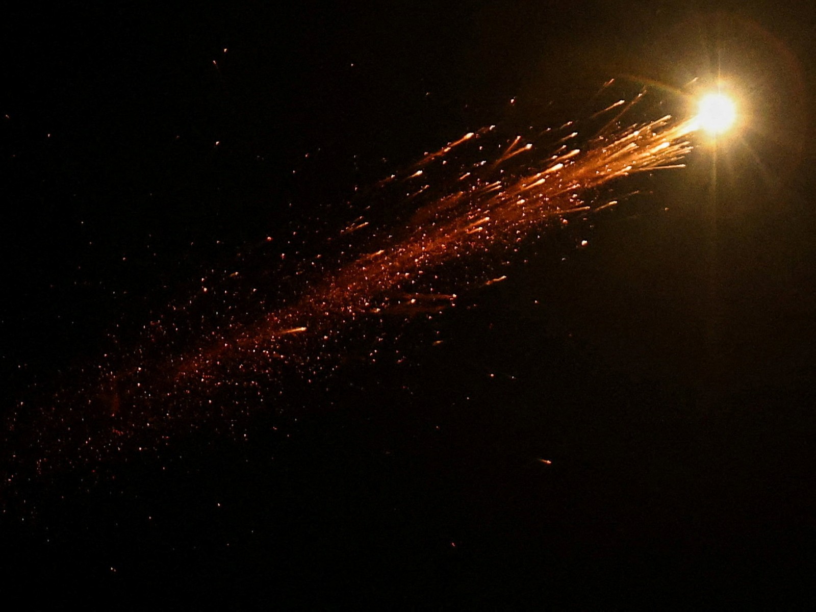 An Iranian missile flies toward Israel, amid the US-Israel conflict with Iran, as seen from Jerusalem. (Photo/Reuters)