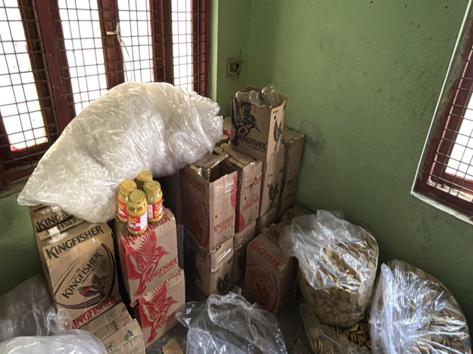 Seized ginger paste (Photo/Deputy Commissioner of Police))