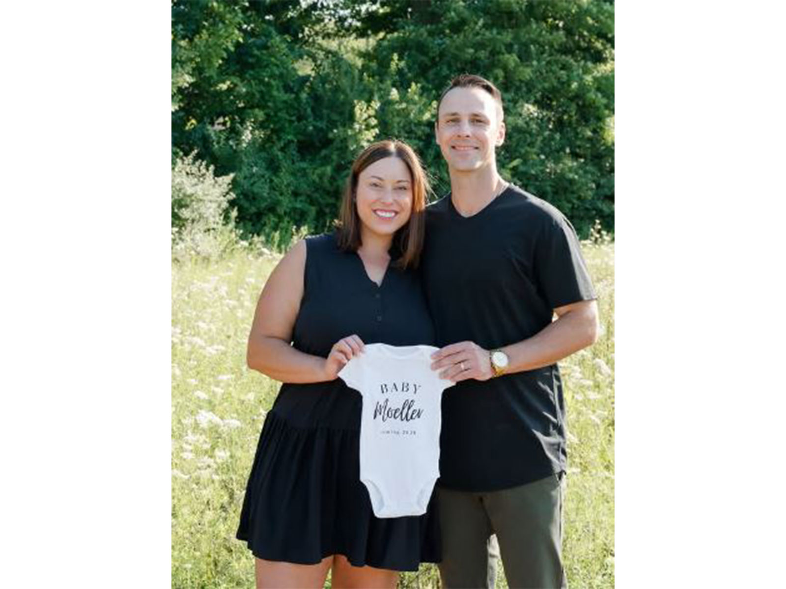 Alaina Scott with husband (Photo/instagram/alainamariescott)