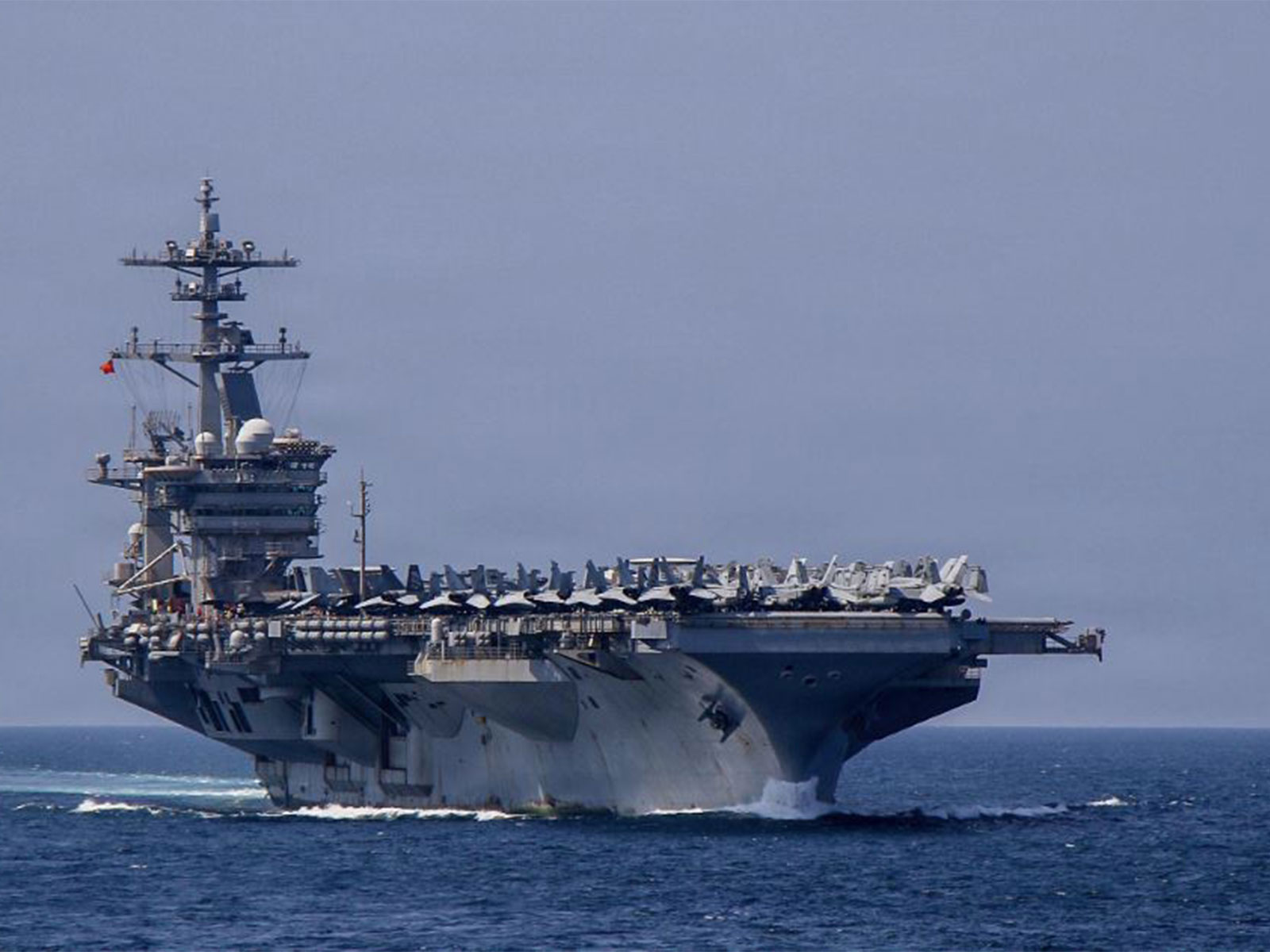 USS Abraham Lincoln Carrier Strike Group patrols the Gulf (Photo/Centcom)
