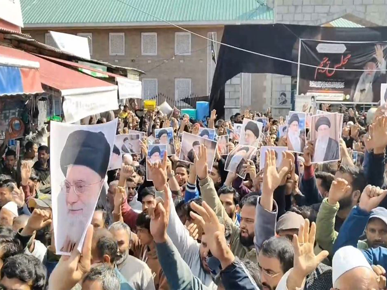 Thousands protest in Jammu and Kashmir's Budgam on Youm-e-Quds over Iran leader Ayatollah Khamenei's death (Photo/ANI)