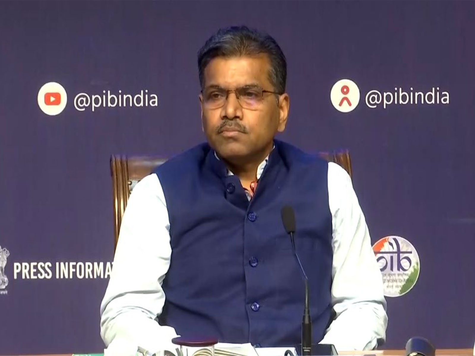  Ministry of Ports, Shipping and Waterways Chief Secretary Rajesh Kumar Sinha (Photo/@pibindia)