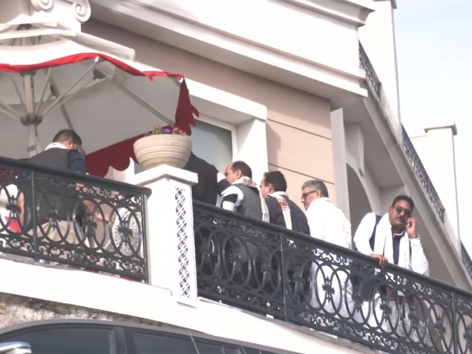 Haryana Congress MLAs at a hotel in New Kufri (Photo/ANI)