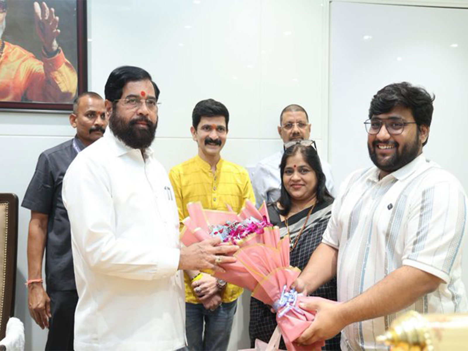 Maharashtra Dy CM Eknath Shide meets Marathi actress Vishakha Subhedar, her son (Photo/X@mieknathshinde)