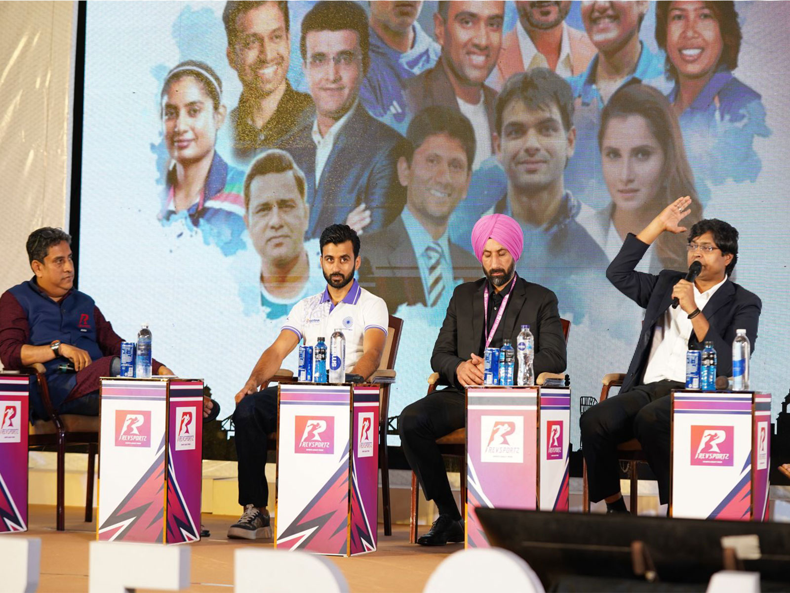 Dilip Tirkey says he would be pleased to see Manpreet Singh surpass his record of 412 intl caps (Photo: RevSportz Trailblazers)