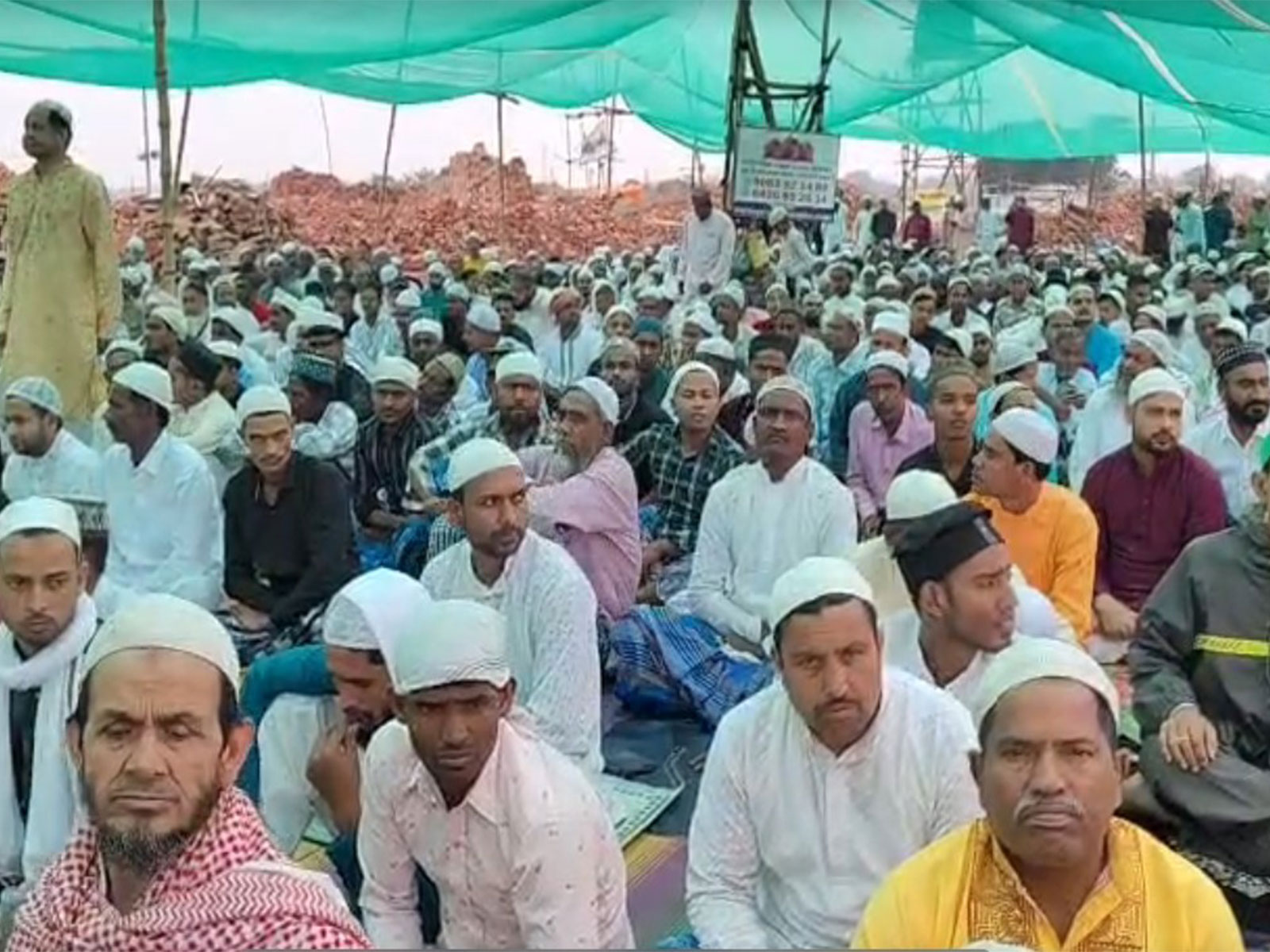 People offer prayers on Eid at Babri Masjid proposed ground in Murshidabad (Photo/ANI)