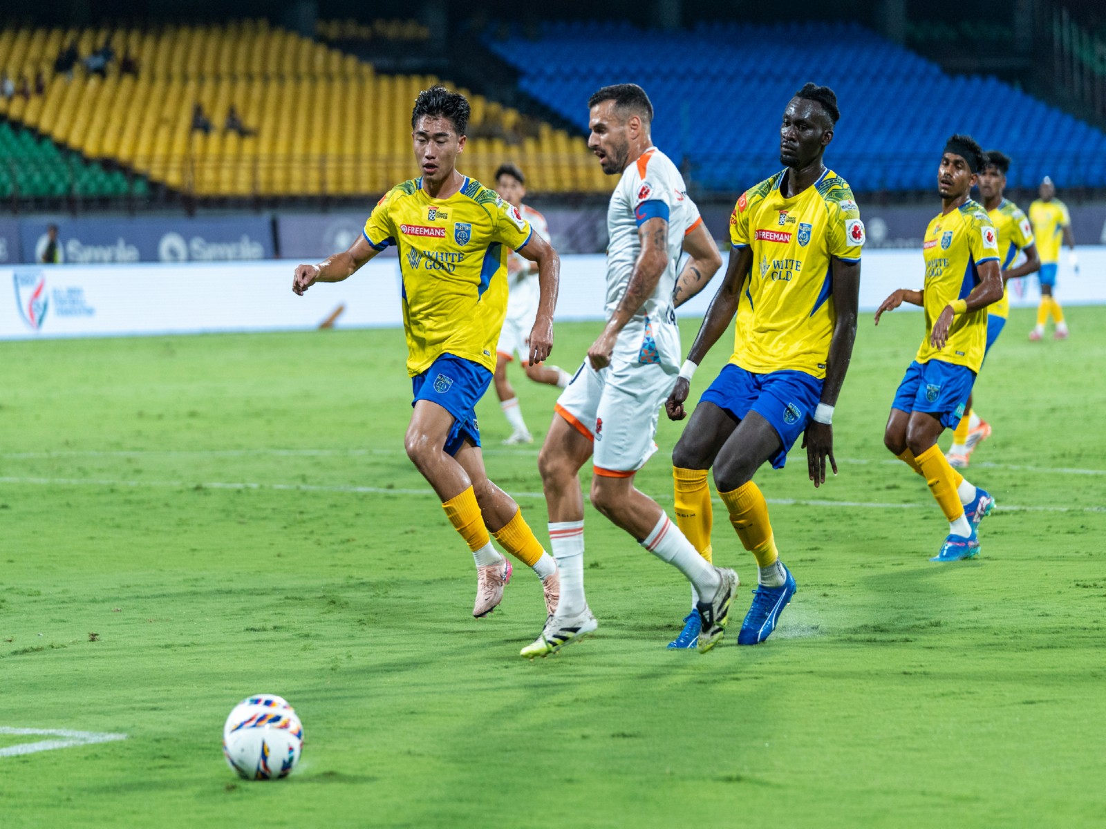 Kerala Blasters players in ISL match against Punjab FC. (Photo/AIFF Media)