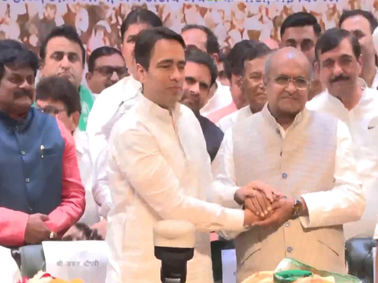 KC Tyagi joins RLD in presence of Jayant Chaudhary in Delhi (Photo/ANI) 