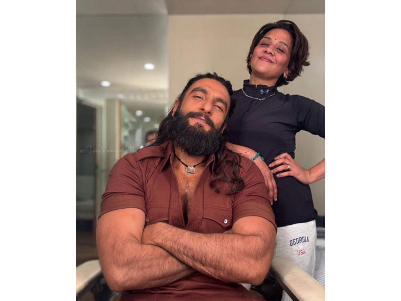 Ranveer Singh with makeup artist Preetsheel Singh (Photo/Instagram@preetisheel)