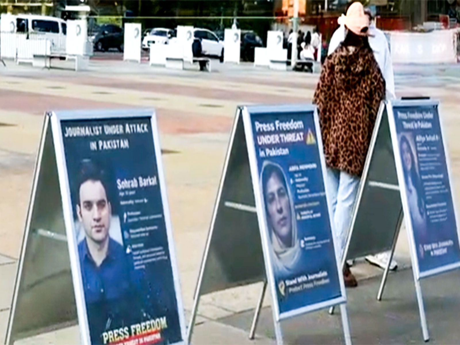 Photo exhibition spotlighting alleged curbs on press freedom in Pakistan (Photo/Youtube/Geneva24) 