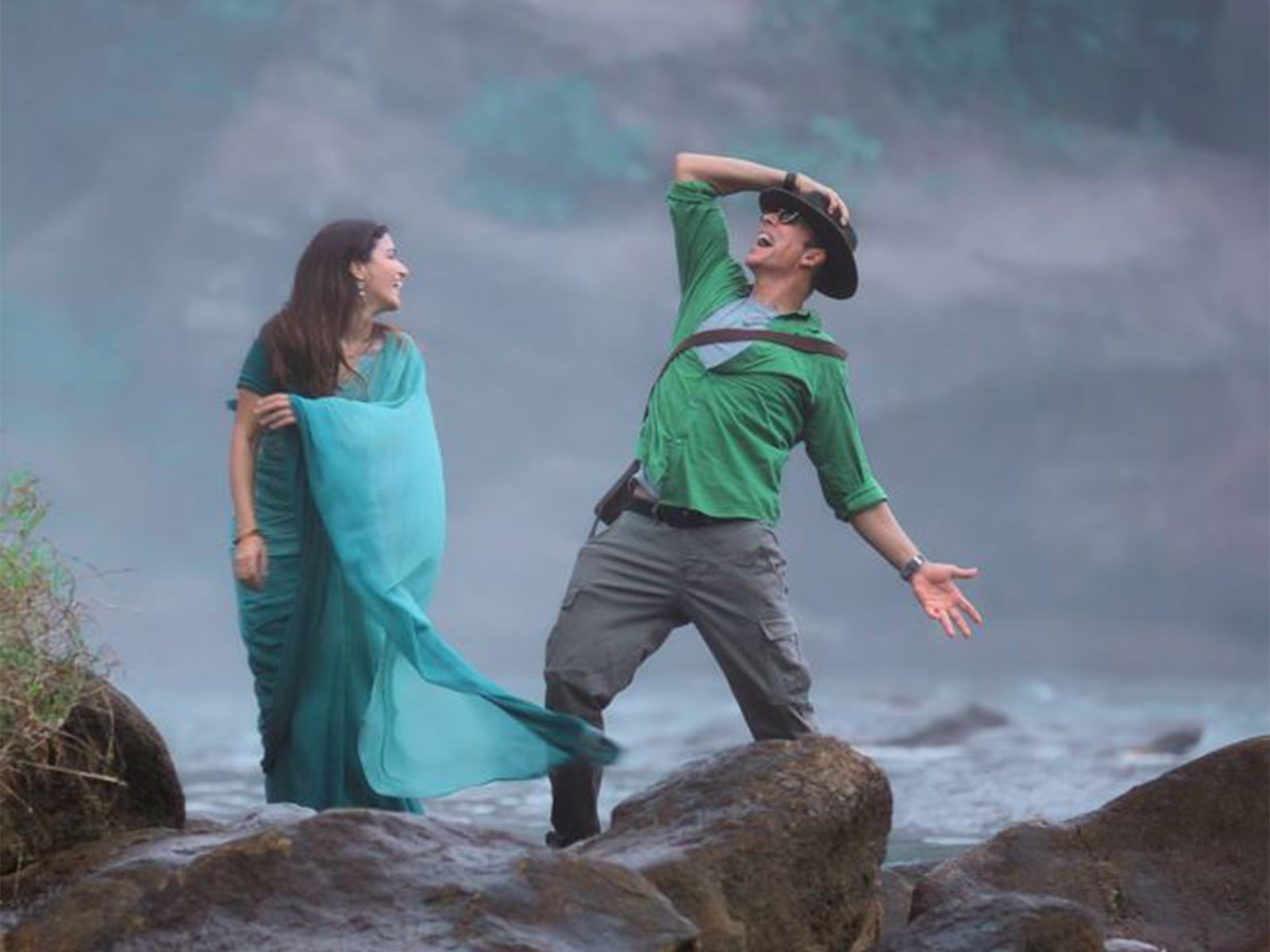 Wamiqa Gabbi and Akshay Kumar in Tu Hi Disda song (Photo/Instagram@zeemusiccompany)  