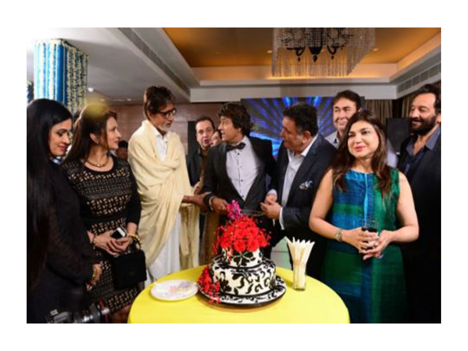 Poonam Dhillon shares throwback picture (Photo/instagram/@poonam_dhillon_)