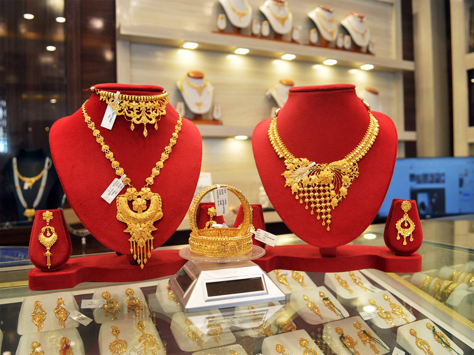Gold Jewellery (File Photo-ANI)