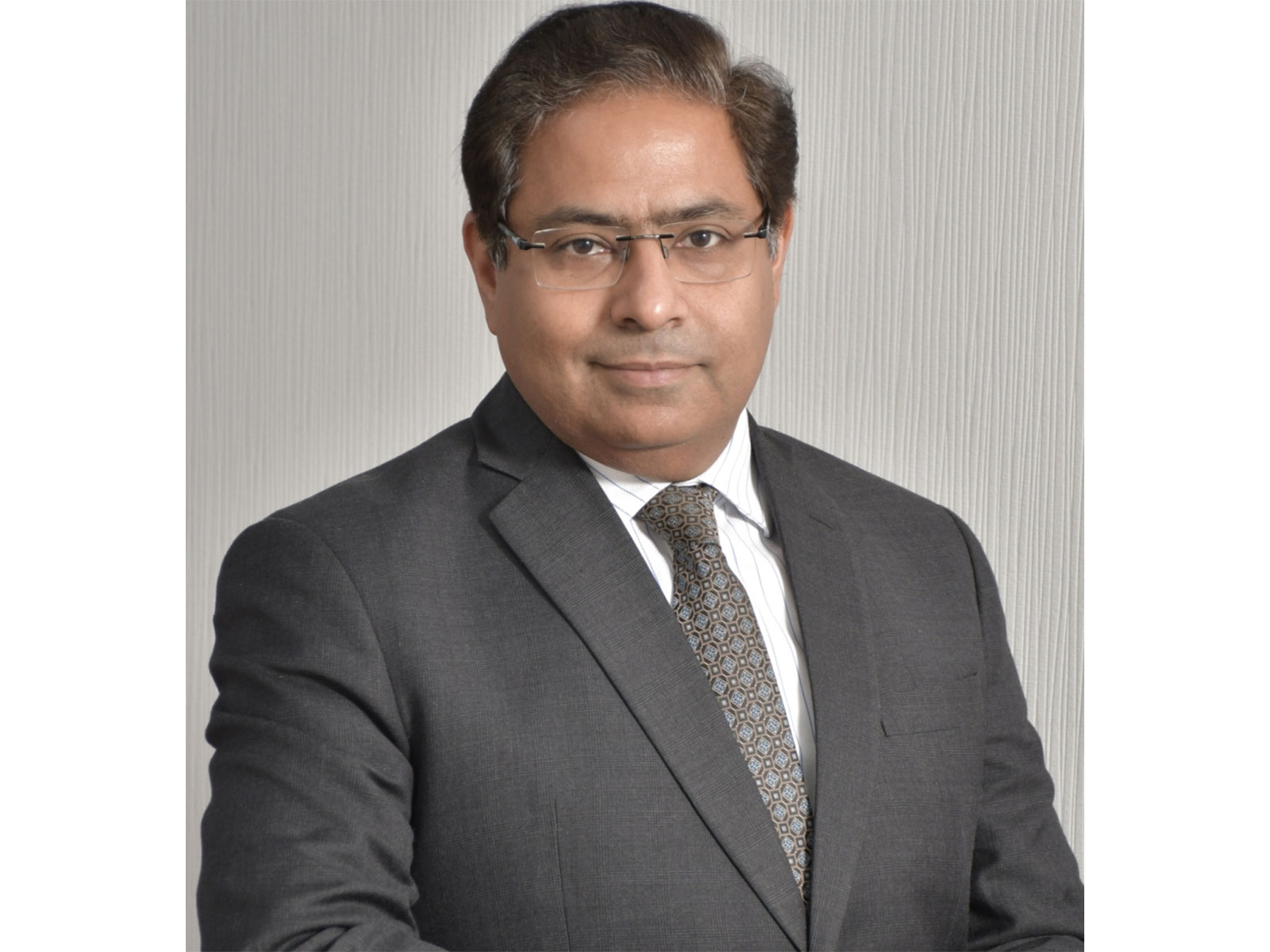 Mr. Vineet Arora, Executive Director and Chief Business Officer, HDFC Life