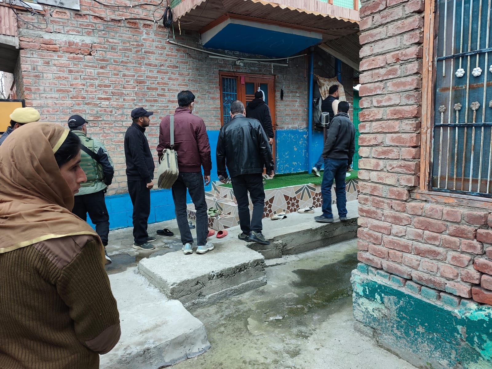 CIK conducts raids in Srinagar, Shopian and Ganderbal (Photo/Counter-Intelligence Kashmir)