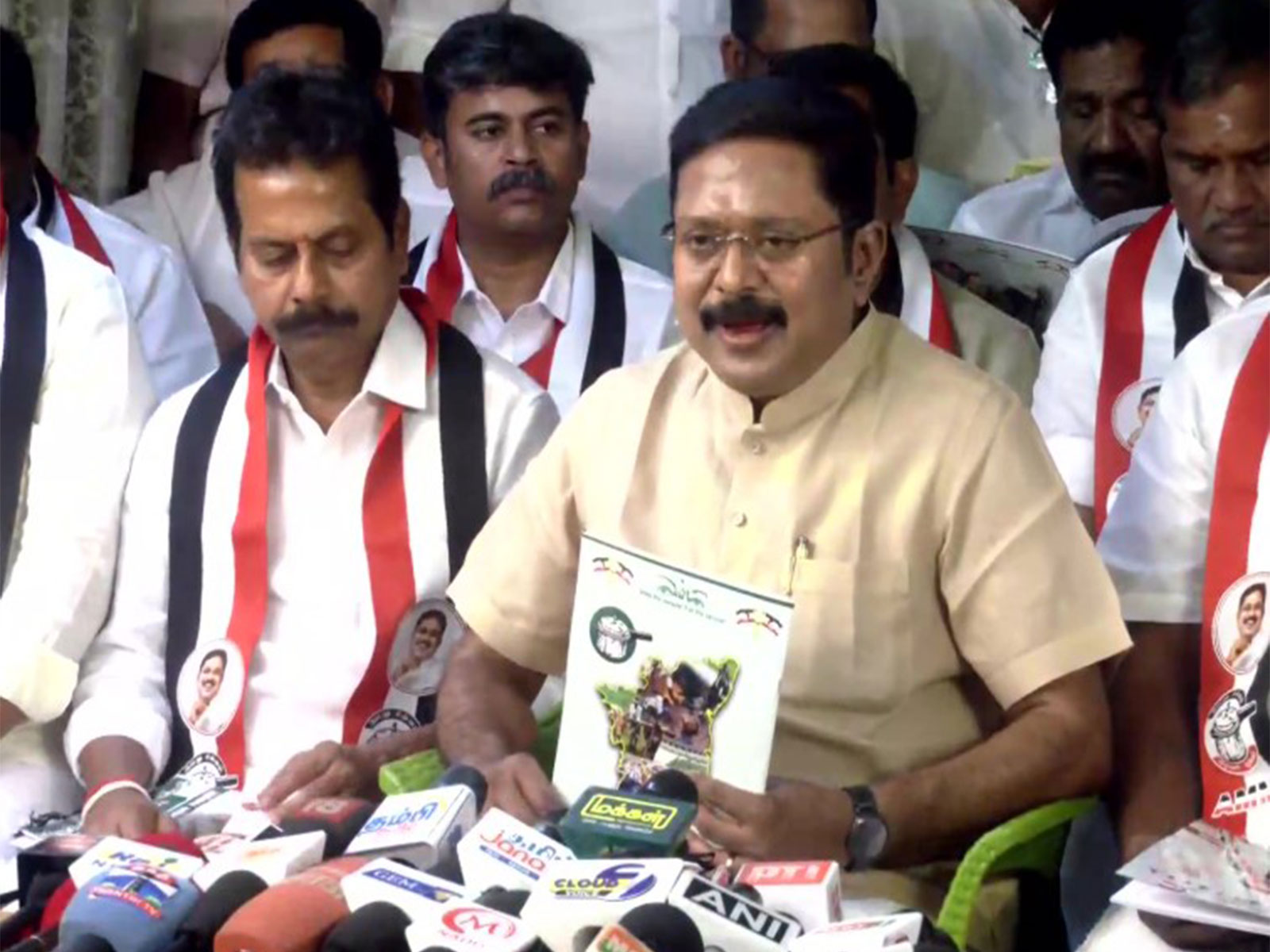 AMMK General Secretary TTV Dinakaran (Photo/ANI)