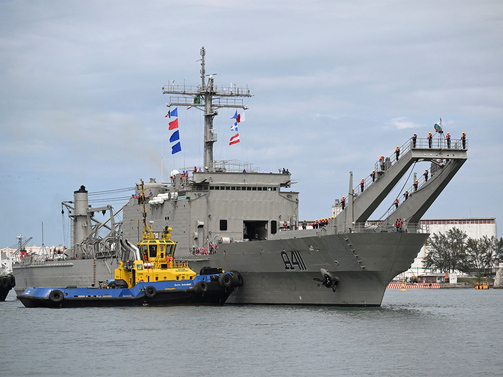 Mexican sailboat that was en route to Cuba (Photo/Reuters)