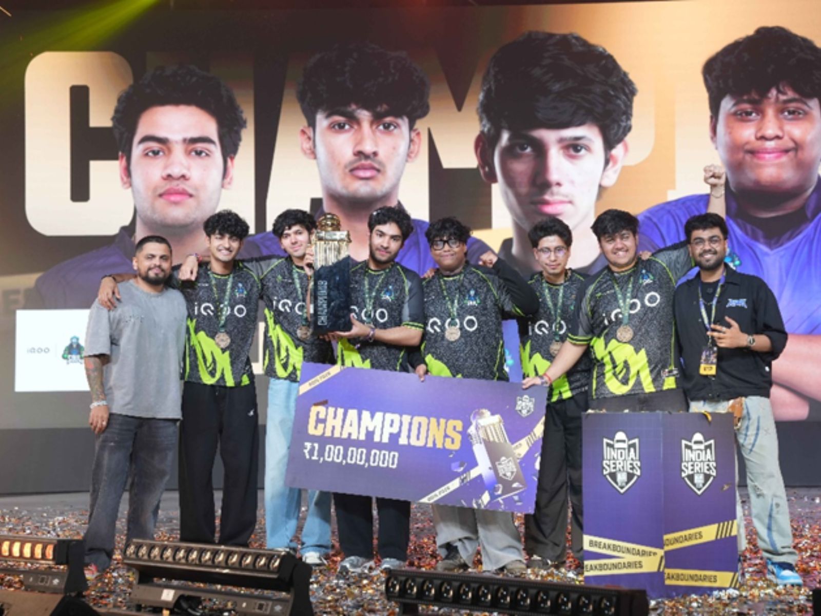iQOO SOUL celebrate their BGIS 2026 victory at the Grand Finals in Chennai