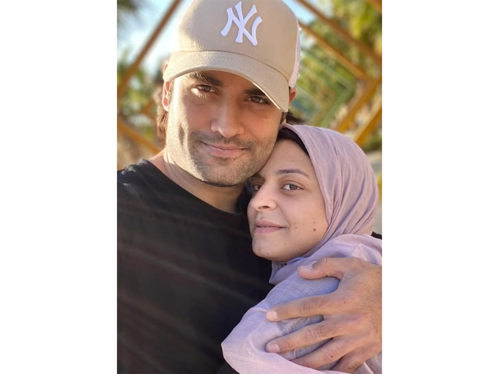 Vivian Dsena, wife Nouran Aly (Image source: Instagram@viviandsena)